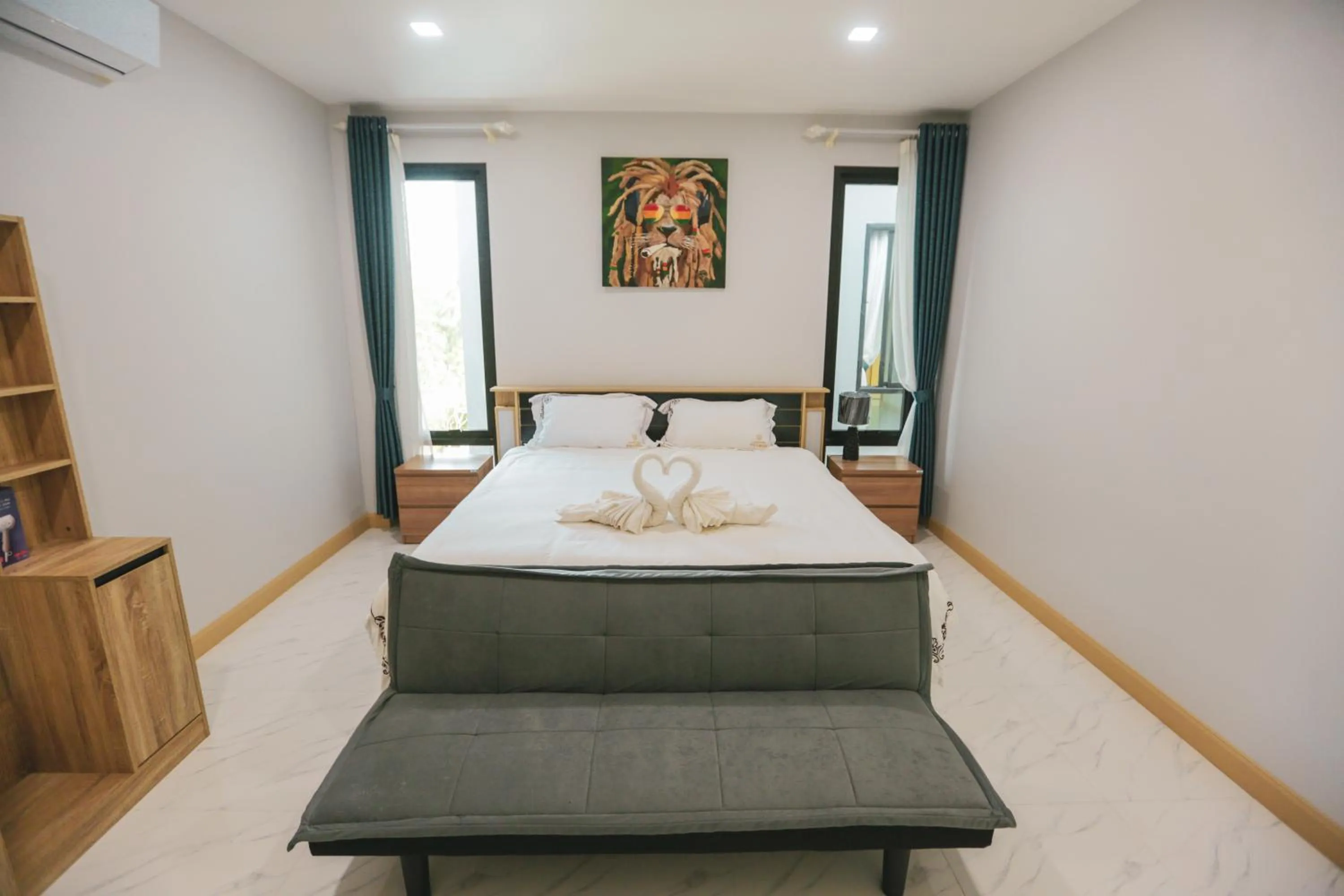 Bed in Aonang nine poolvilla