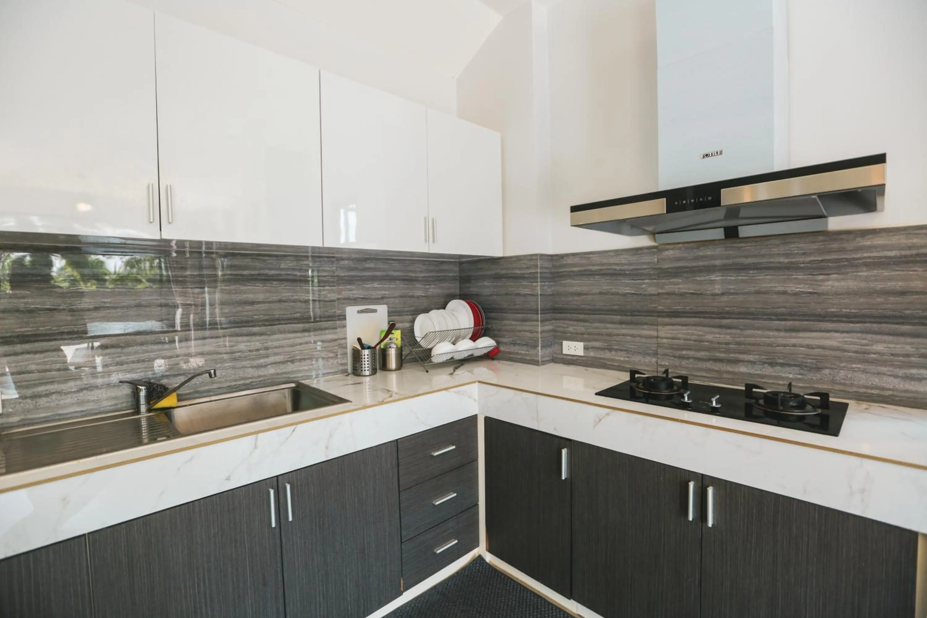 Kitchen or kitchenette in Aonang nine poolvilla