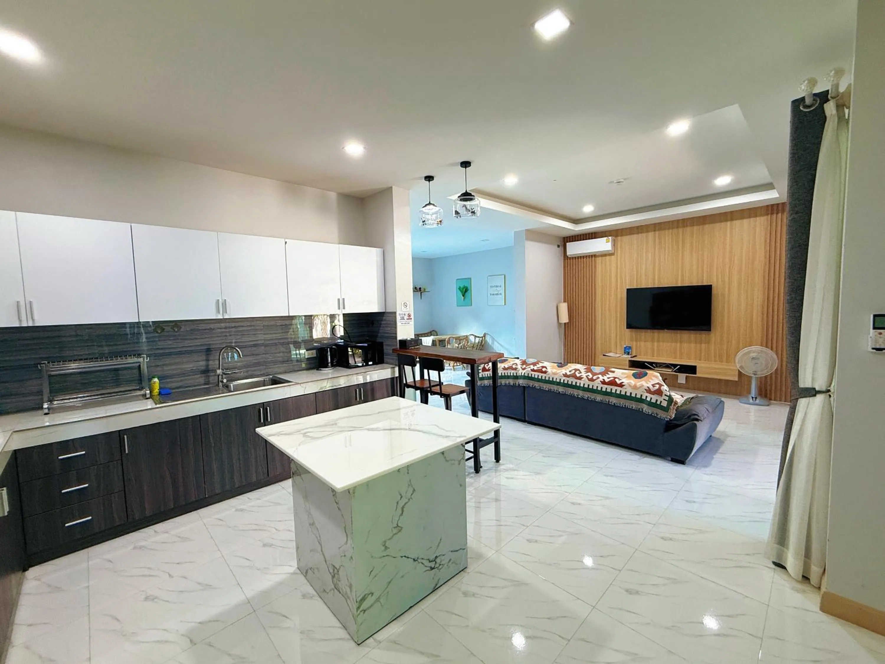 Kitchen or kitchenette in Aonang nine poolvilla