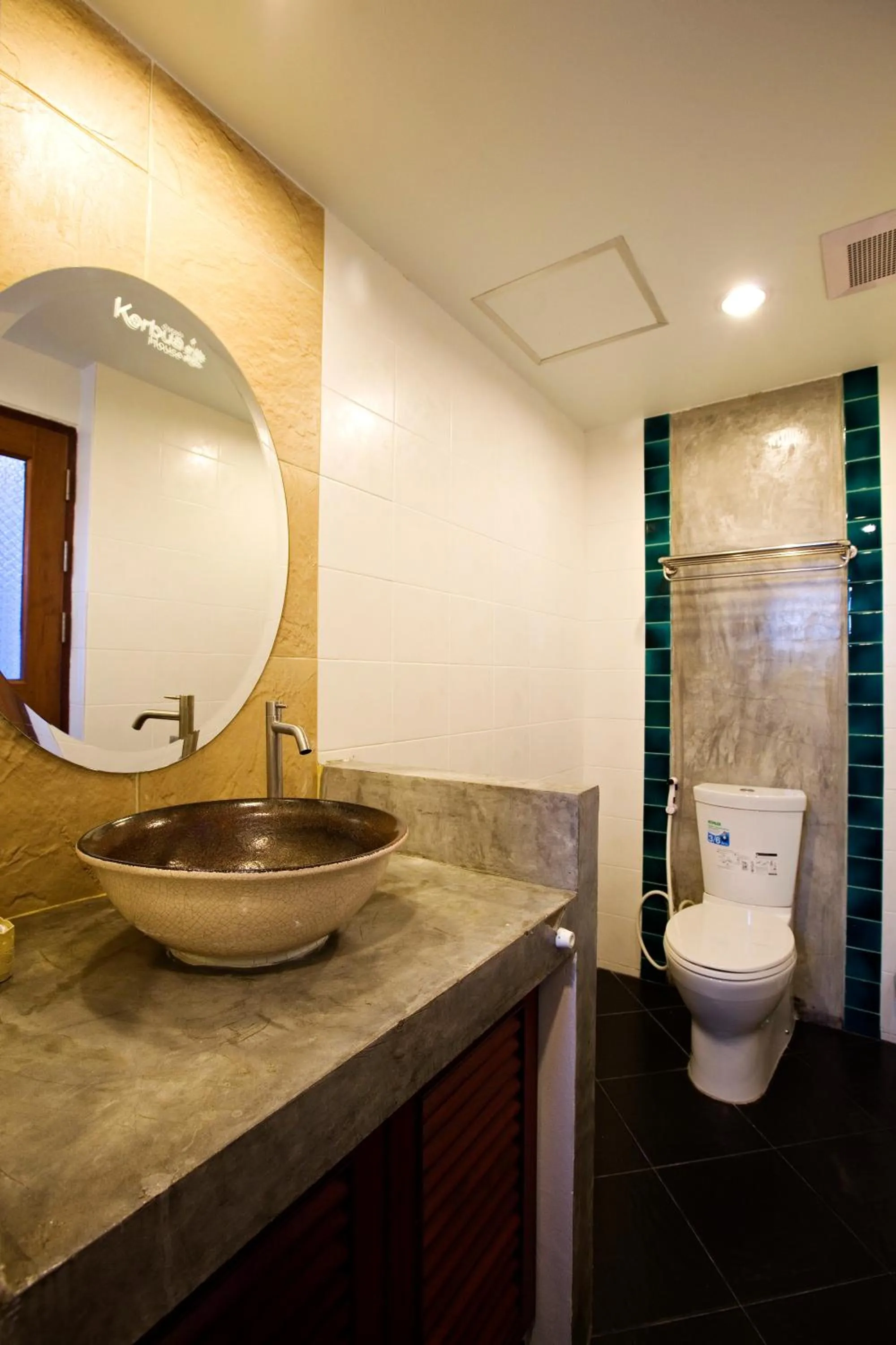 Shower in Korbua House