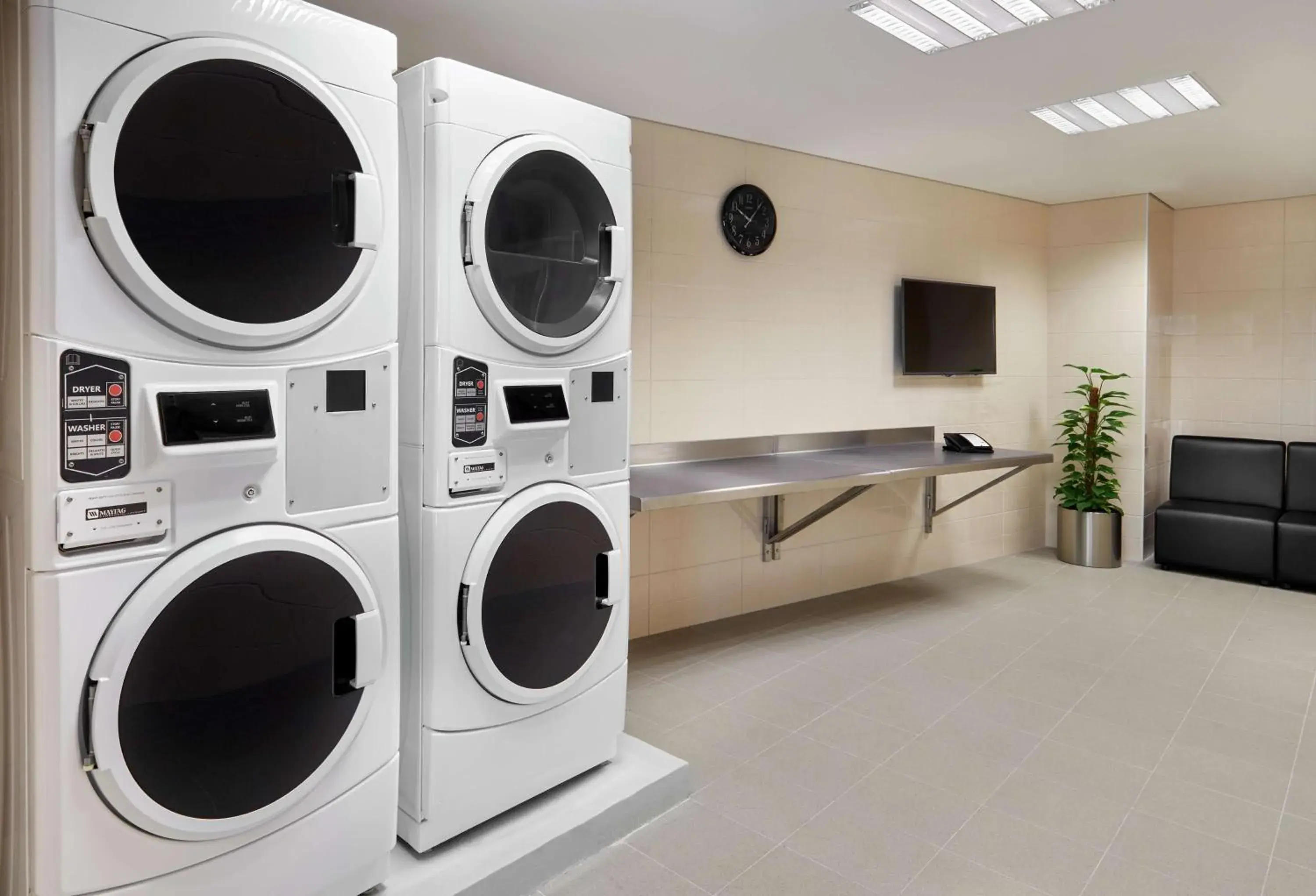 Property building in Hilton Garden Inn Muscat Al Khuwair Property building in Hilton Garden Inn Muscat Al Khuwair