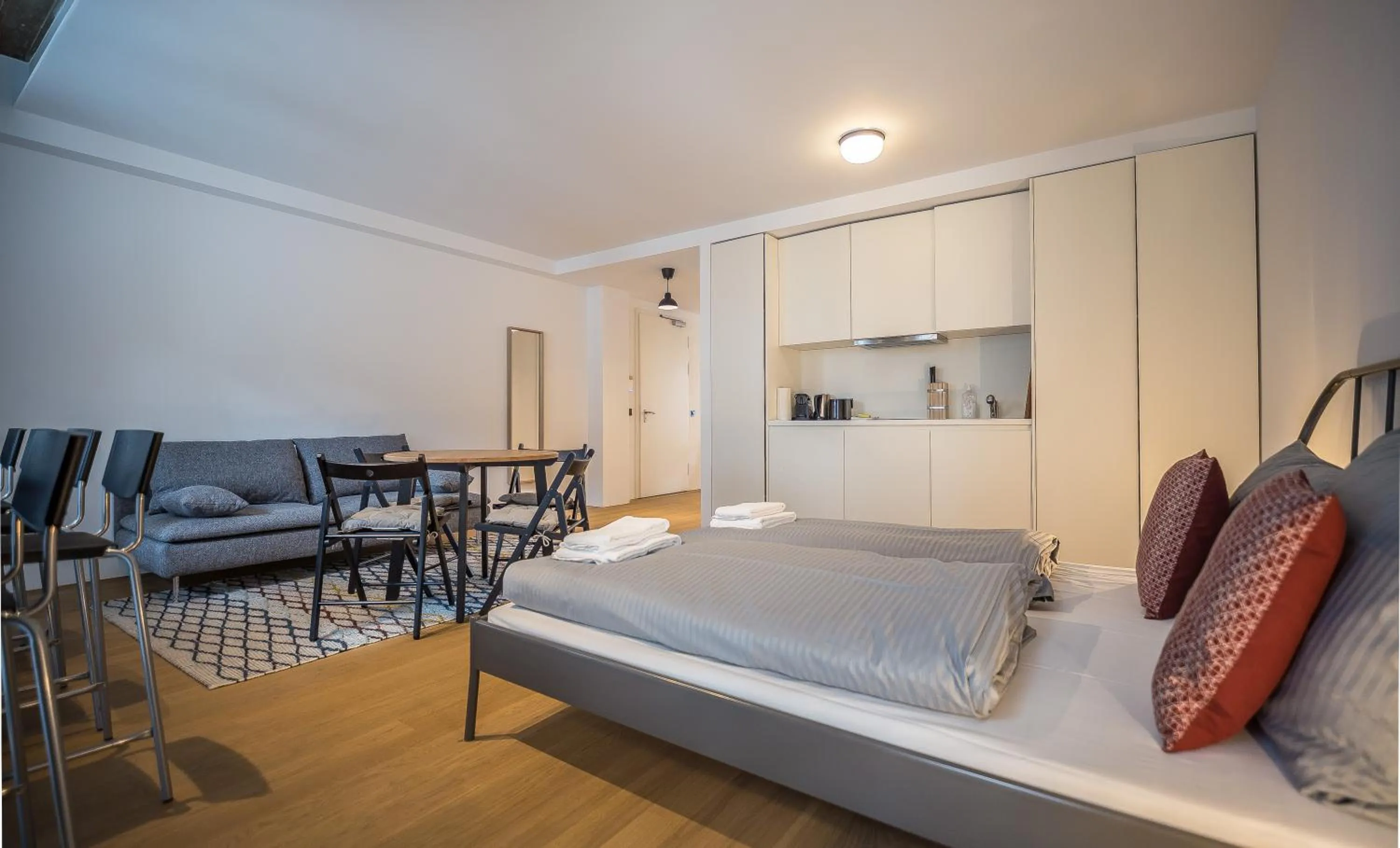 Bed in Nena Apartments Metropolpark Berlin - Mitte -Adult Only