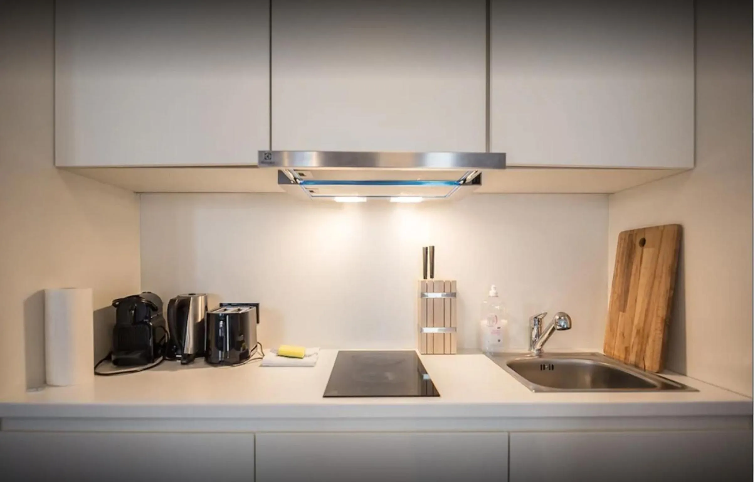 Kitchen or kitchenette in Nena Apartments Metropolpark Berlin - Mitte -Adult Only