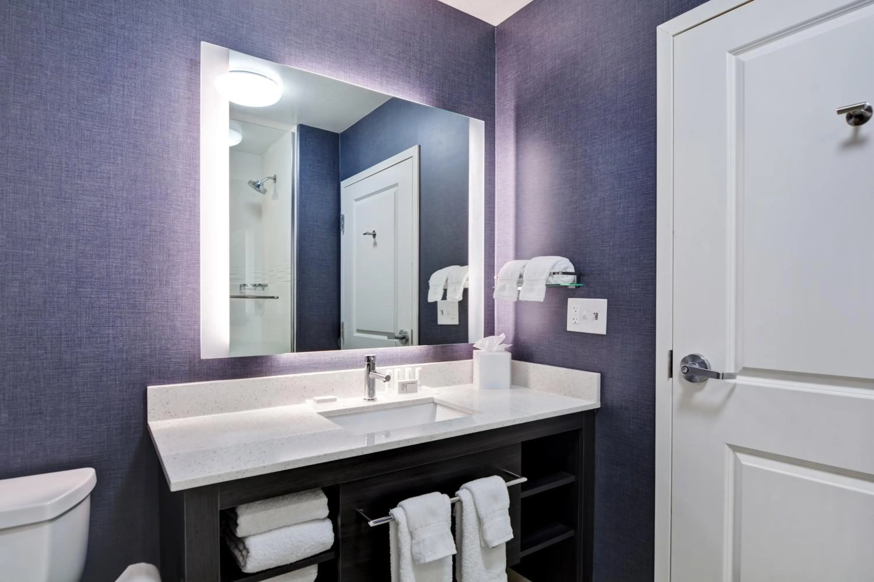 Bathroom in Residence Inn by Marriott Cleveland Airport/Middleburg Heights