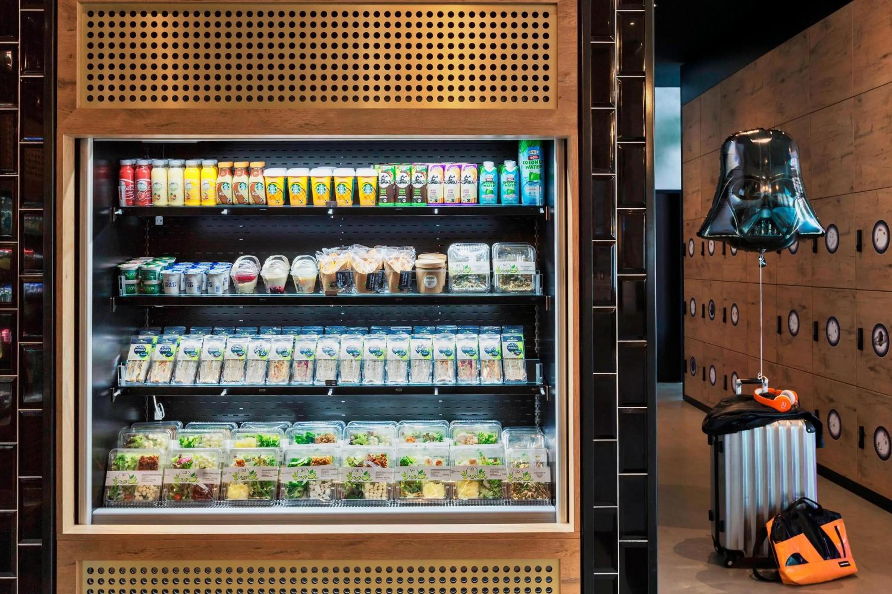 Restaurant/places to eat in Moxy Darmstadt