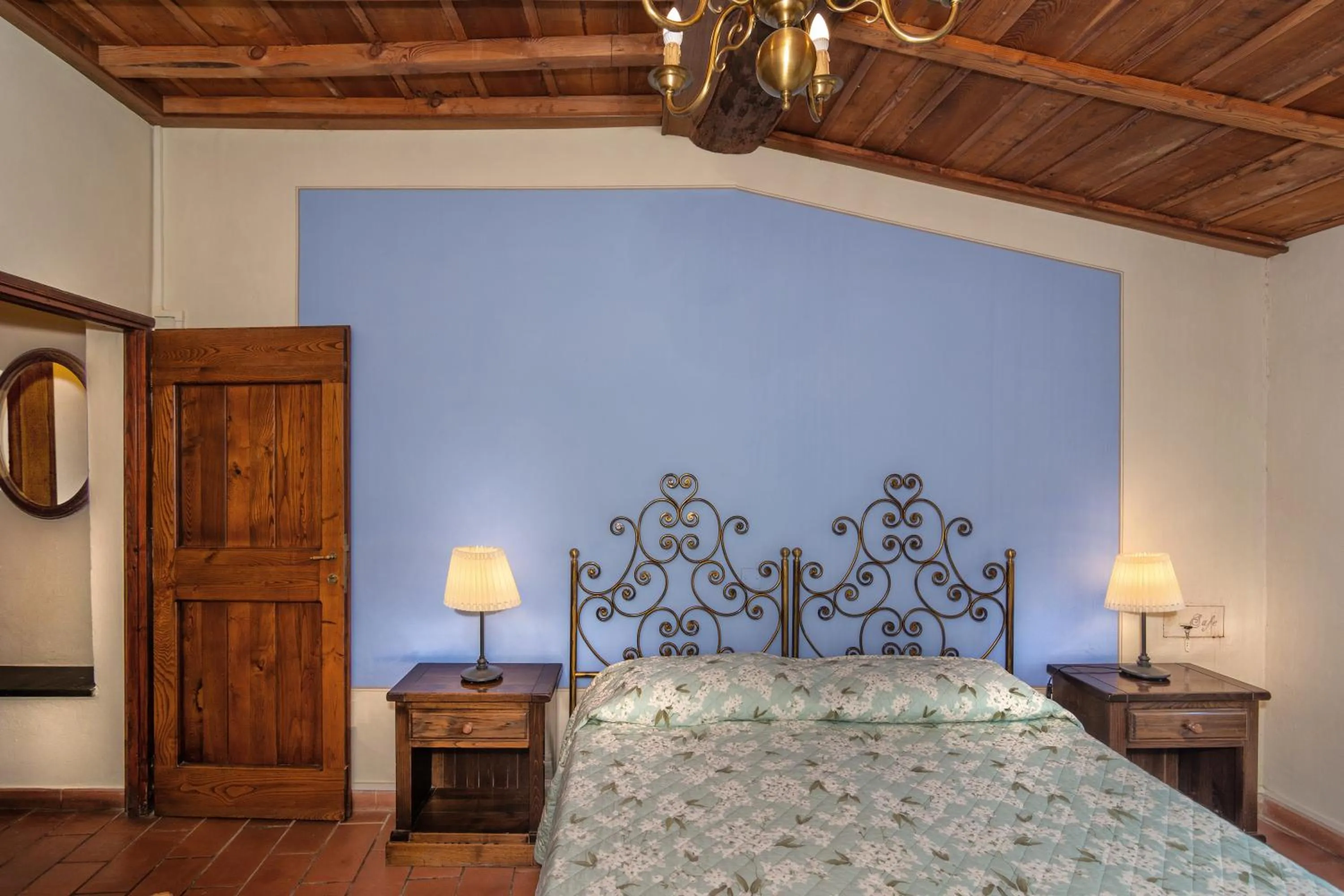 Bed in Hotel Villa Rinascimento