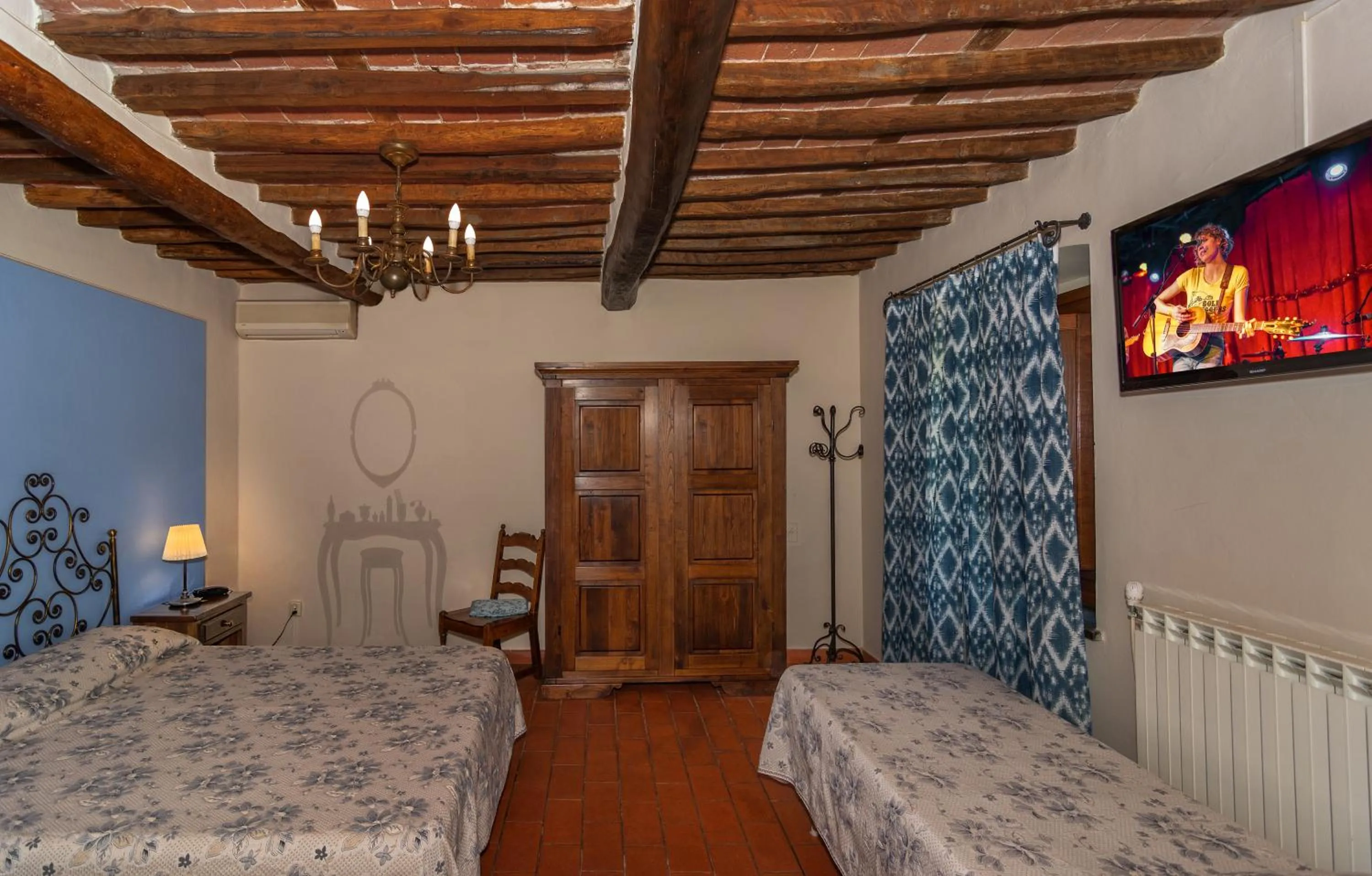Bed in Hotel Villa Rinascimento