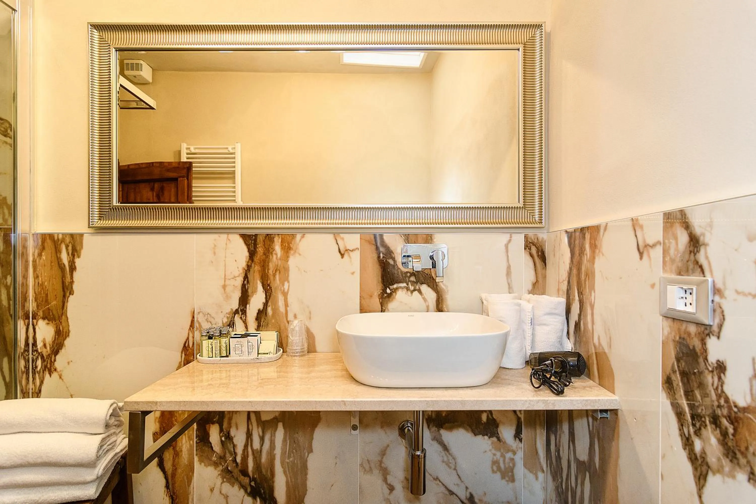 Bathroom in Hotel Villa Rinascimento
