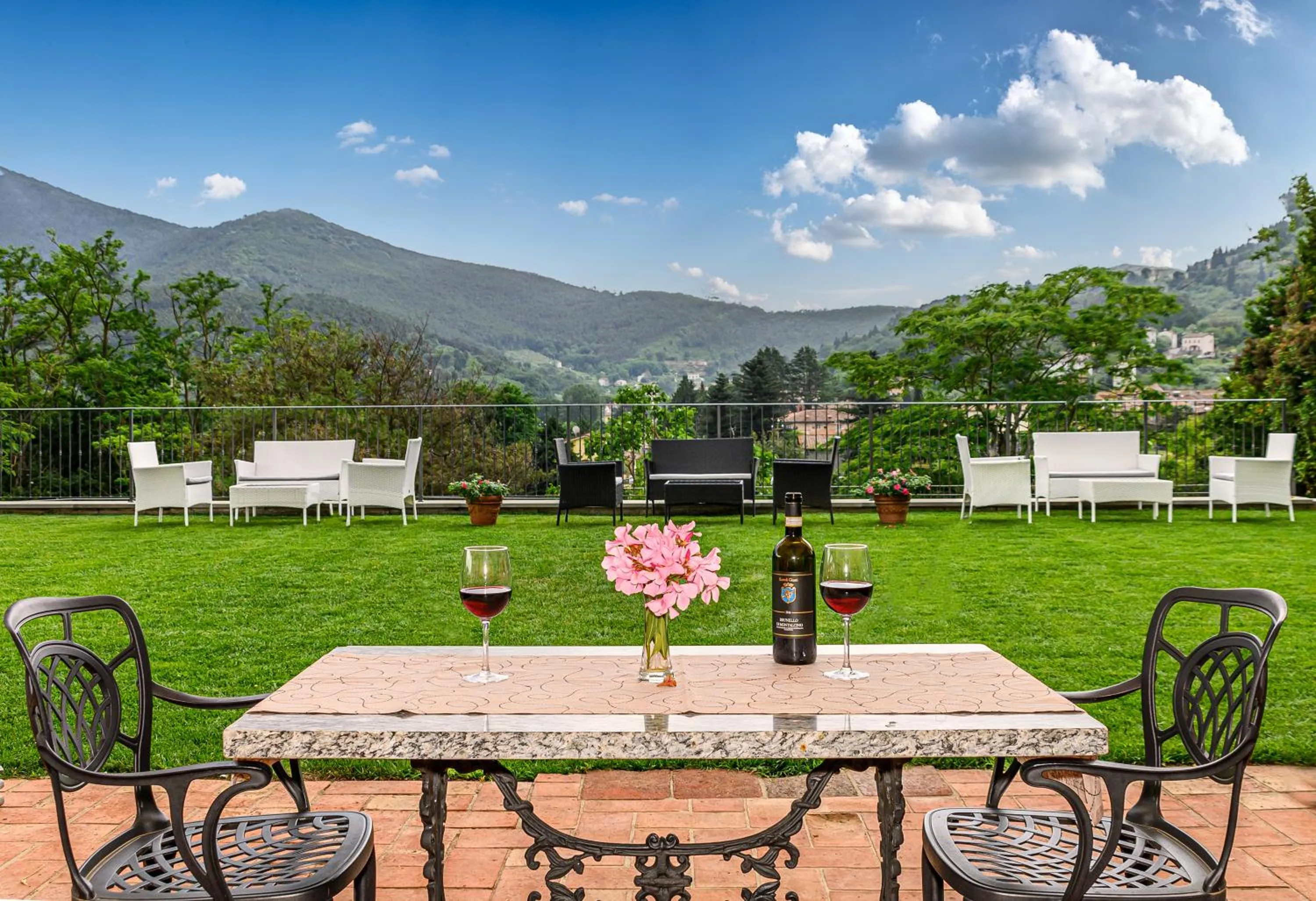 Balcony/Terrace in Hotel Villa Rinascimento