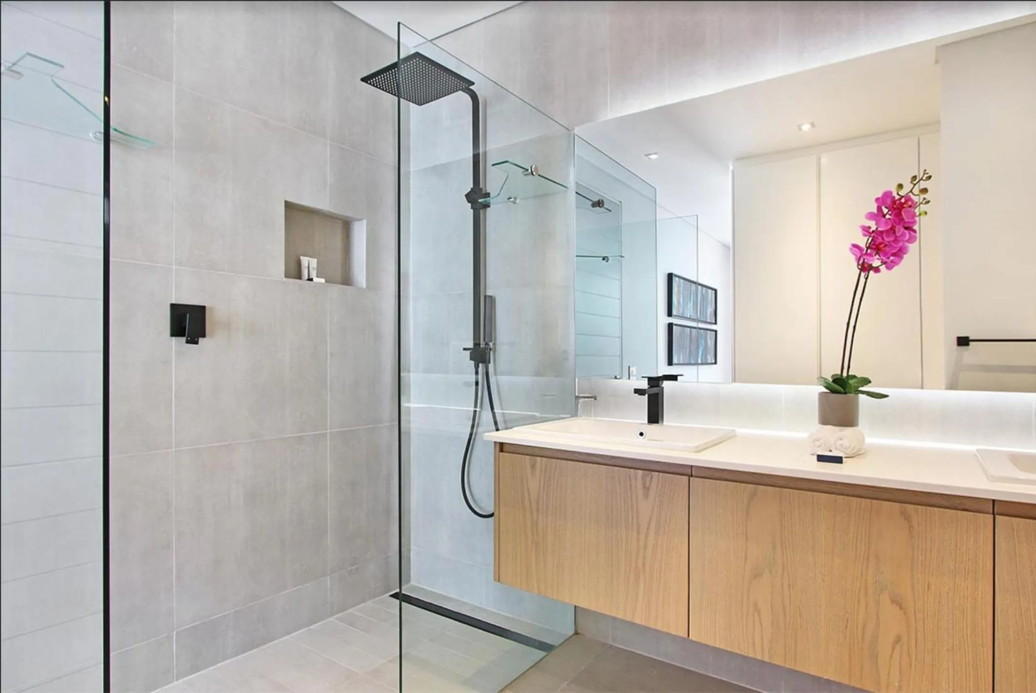Bathroom in Elements Luxury Suites by Totalstay
