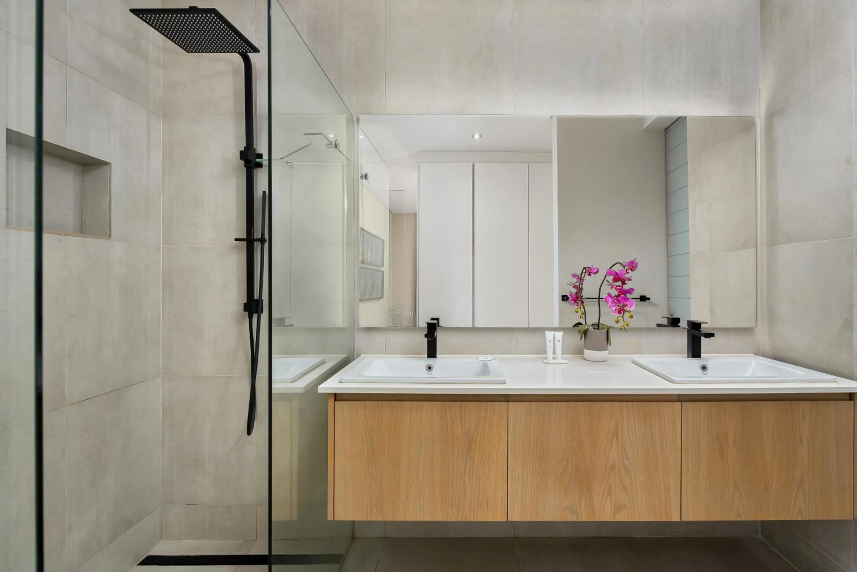 Bathroom in Elements Luxury Suites by Totalstay