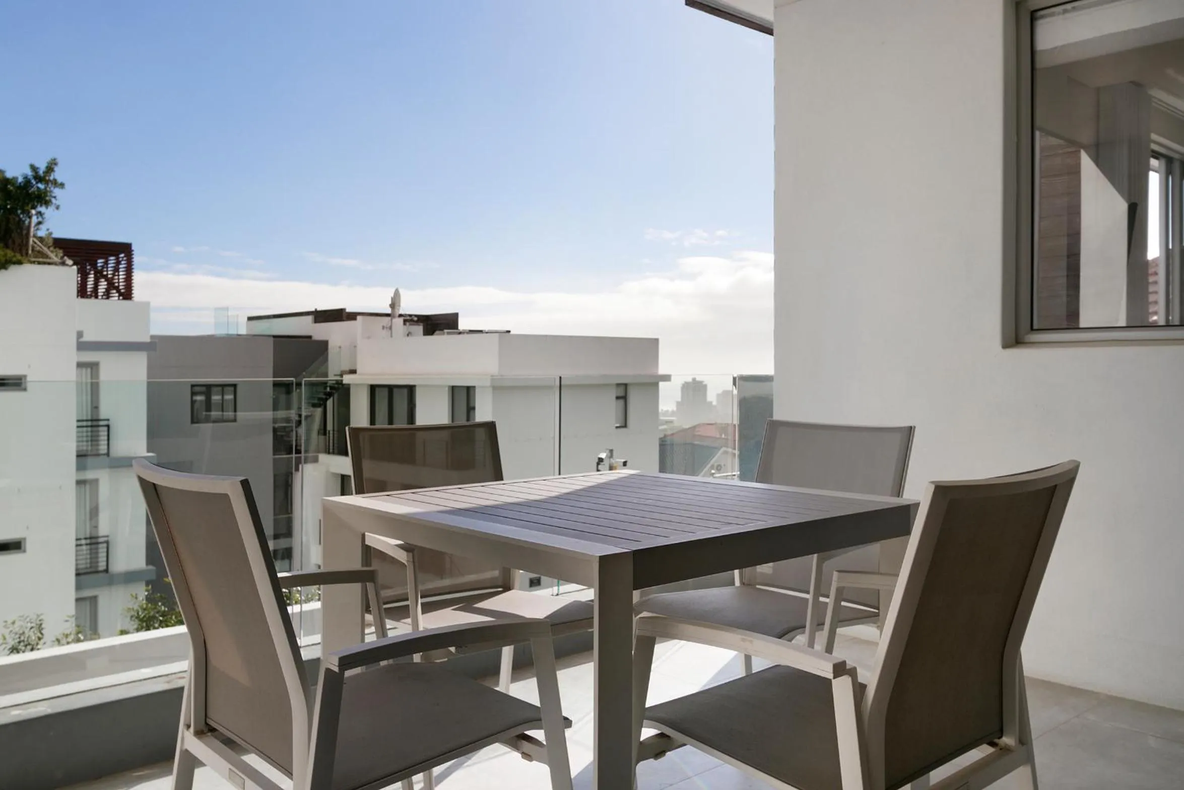 Balcony/Terrace in Elements Luxury Suites by Totalstay