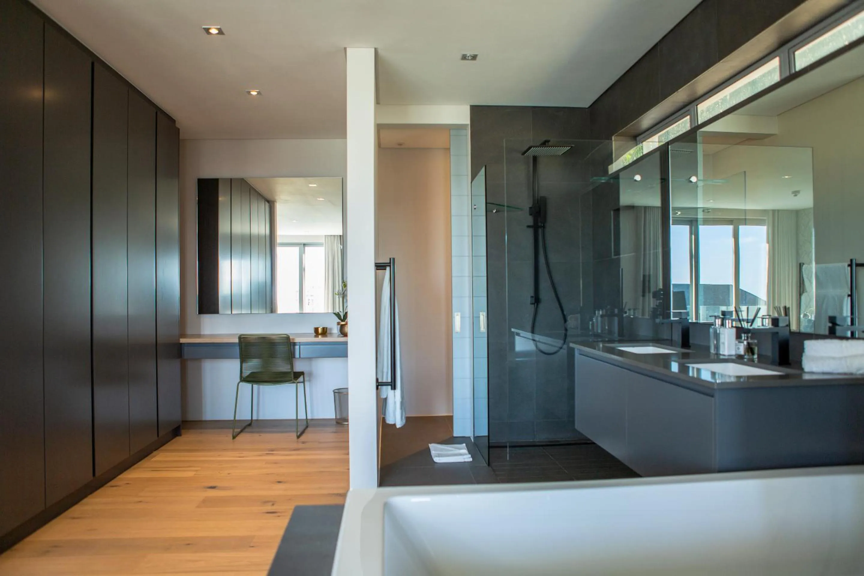 Toilet in Elements Luxury Suites by Totalstay