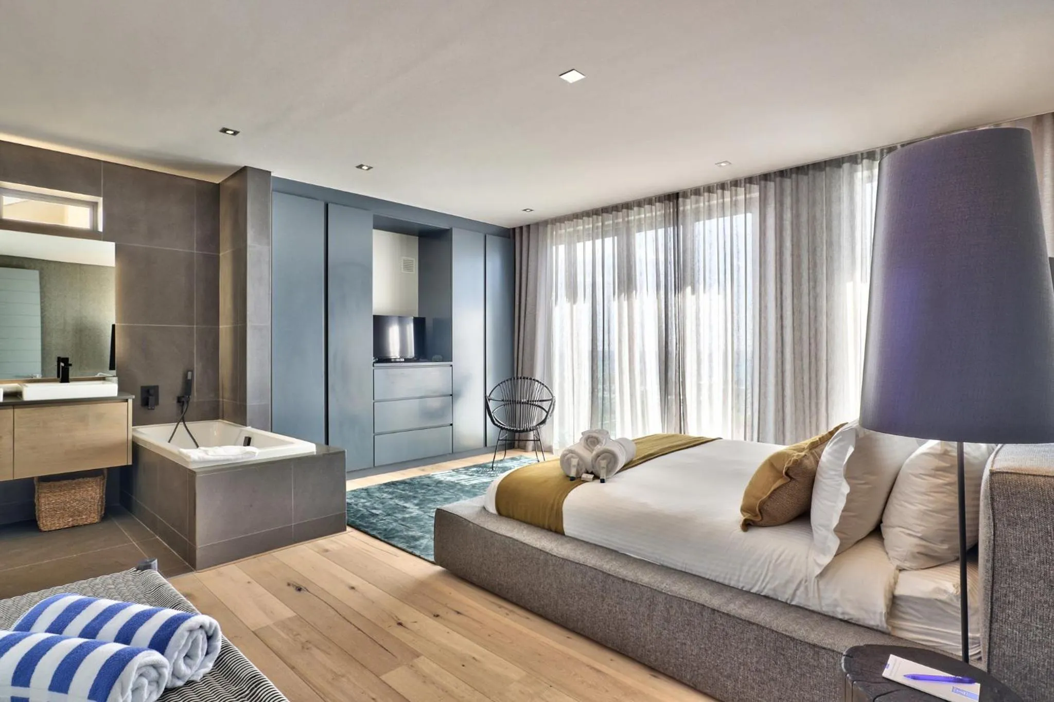 Bedroom in Elements Luxury Suites by Totalstay