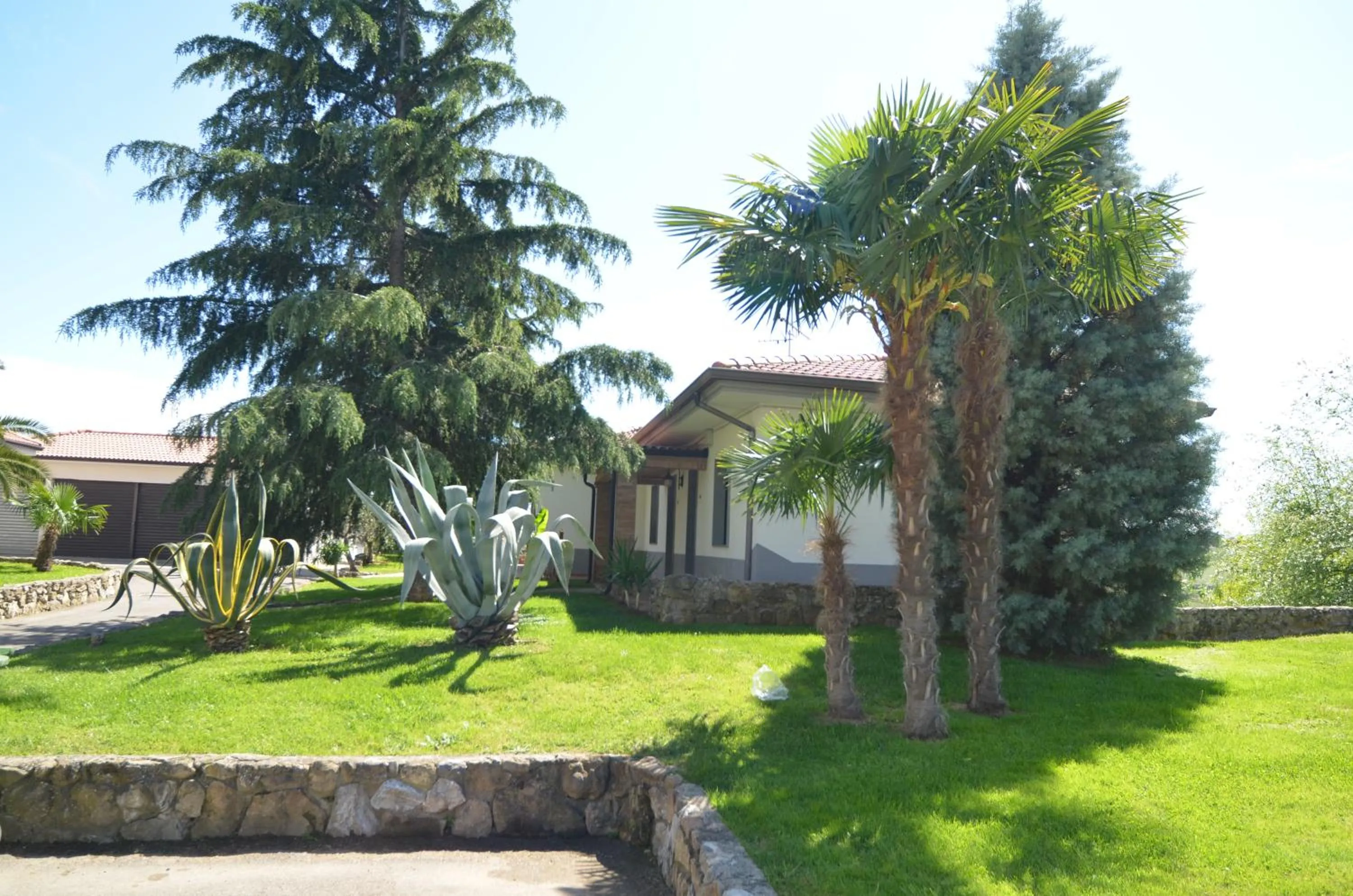 Facade/entrance in Hotel Toscano
