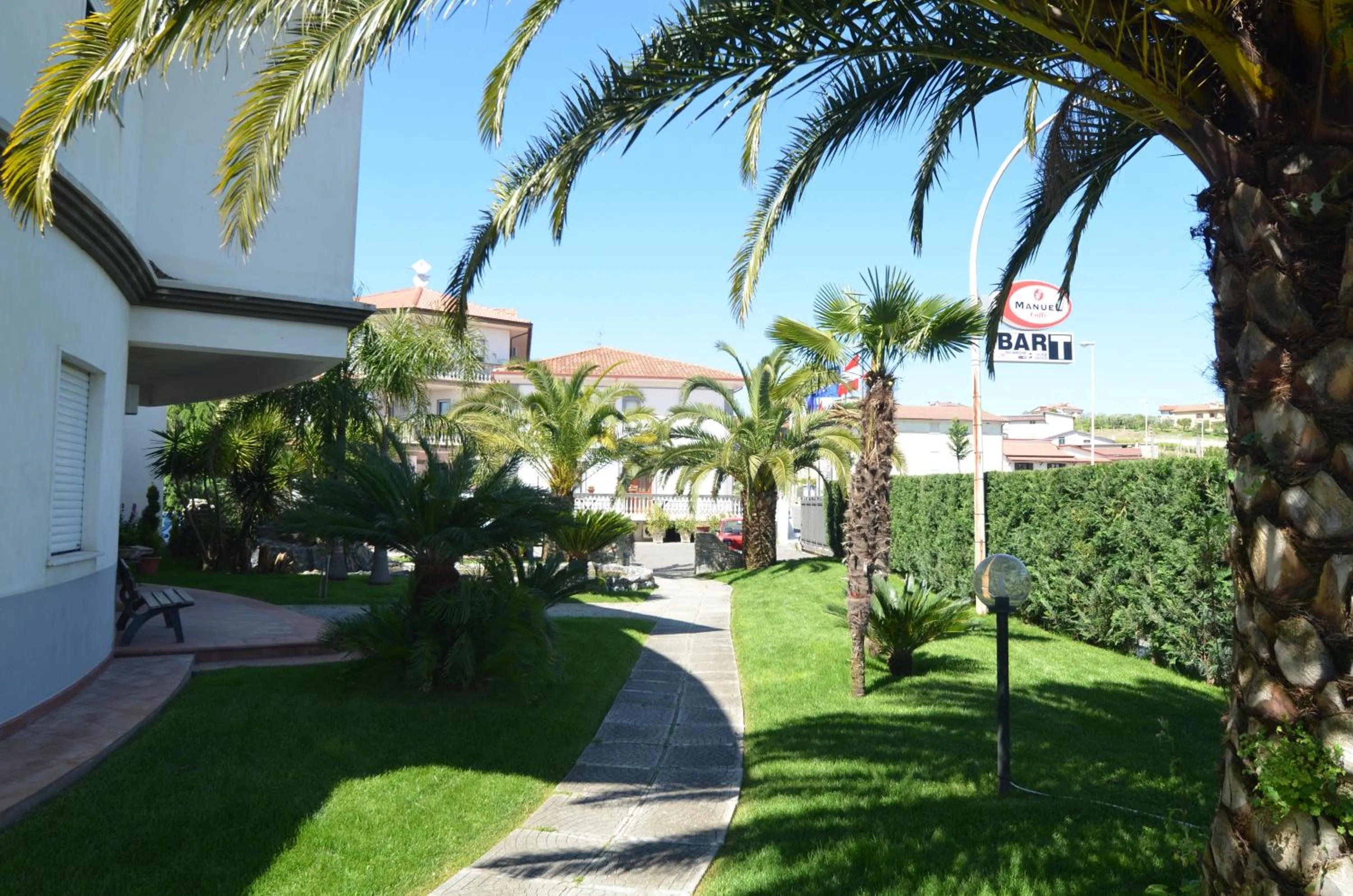 Facade/entrance in Hotel Toscano