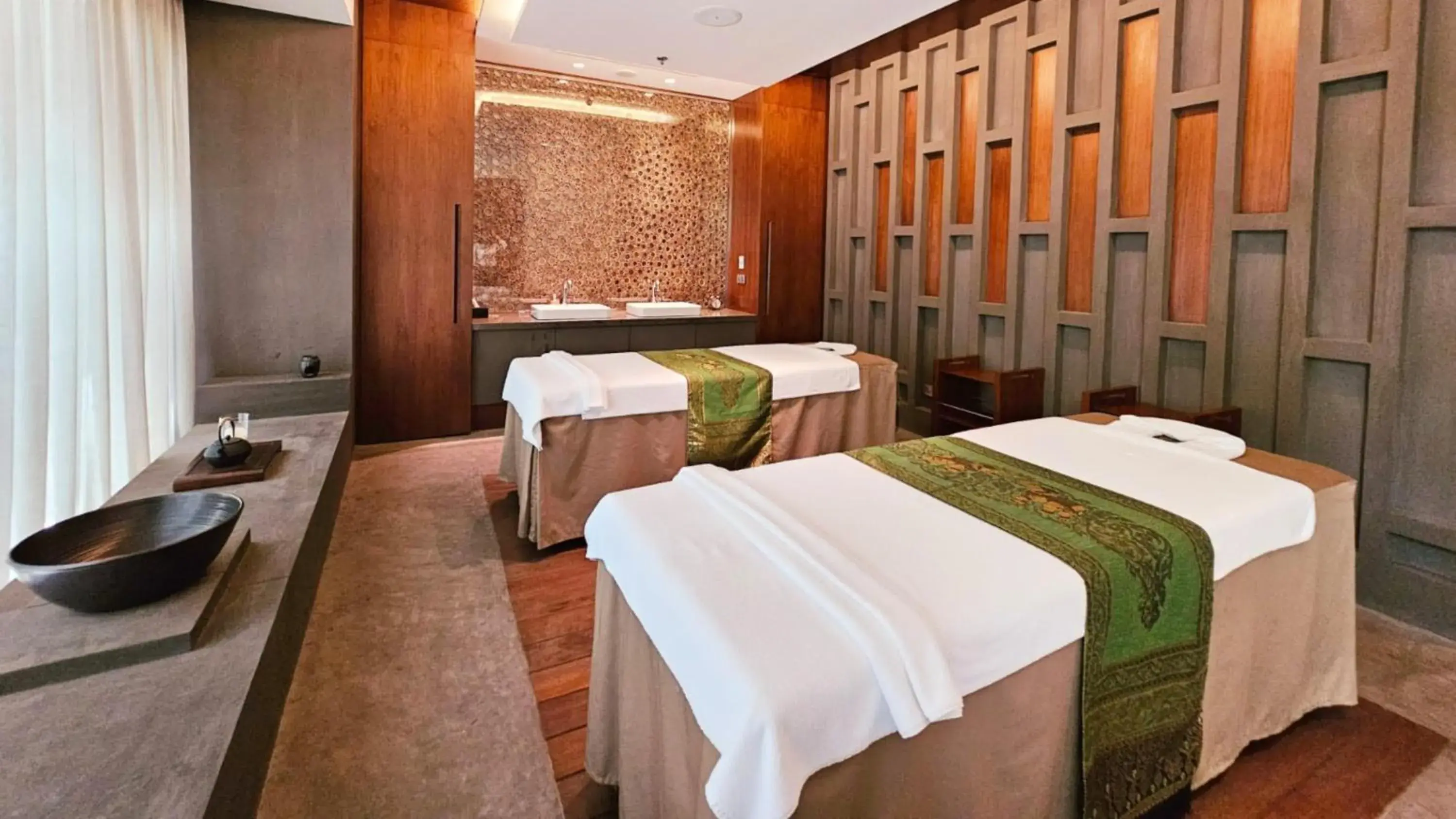 Spa and wellness centre/facilities, Bed in InterContinental Dhaka by IHG Spa and wellness centre/facilities, Bed in InterContinental Dhaka by IHG