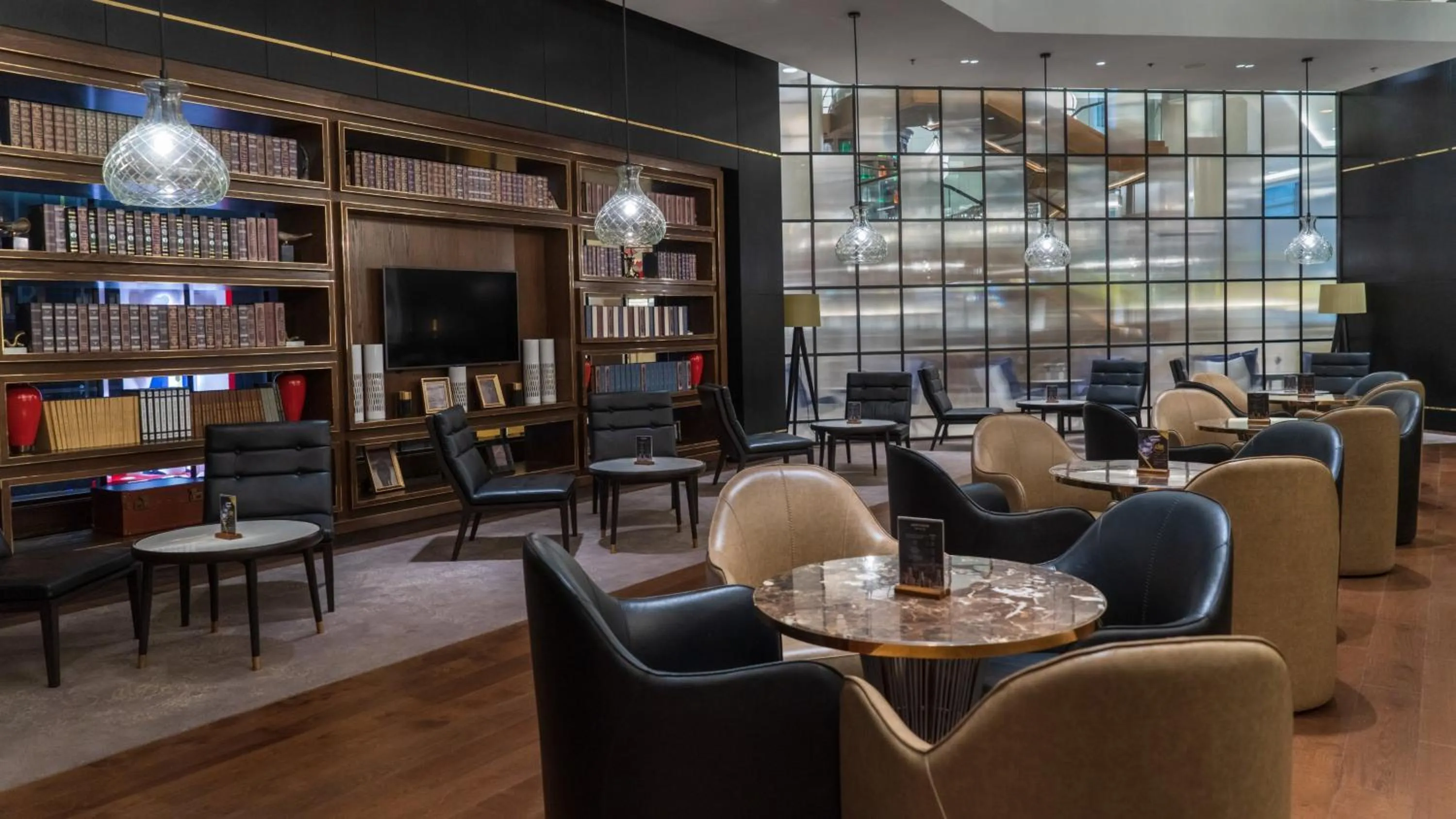 Lounge or bar in InterContinental Dhaka by IHG