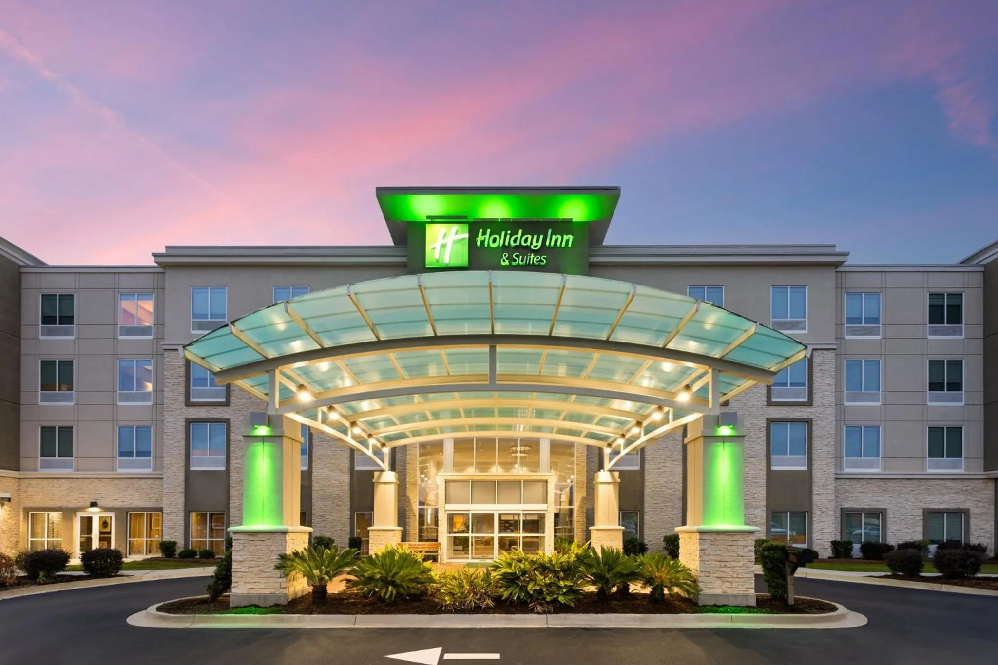 Property building in Holiday Inn & Suites - Savannah Airport - Pooler by IHG