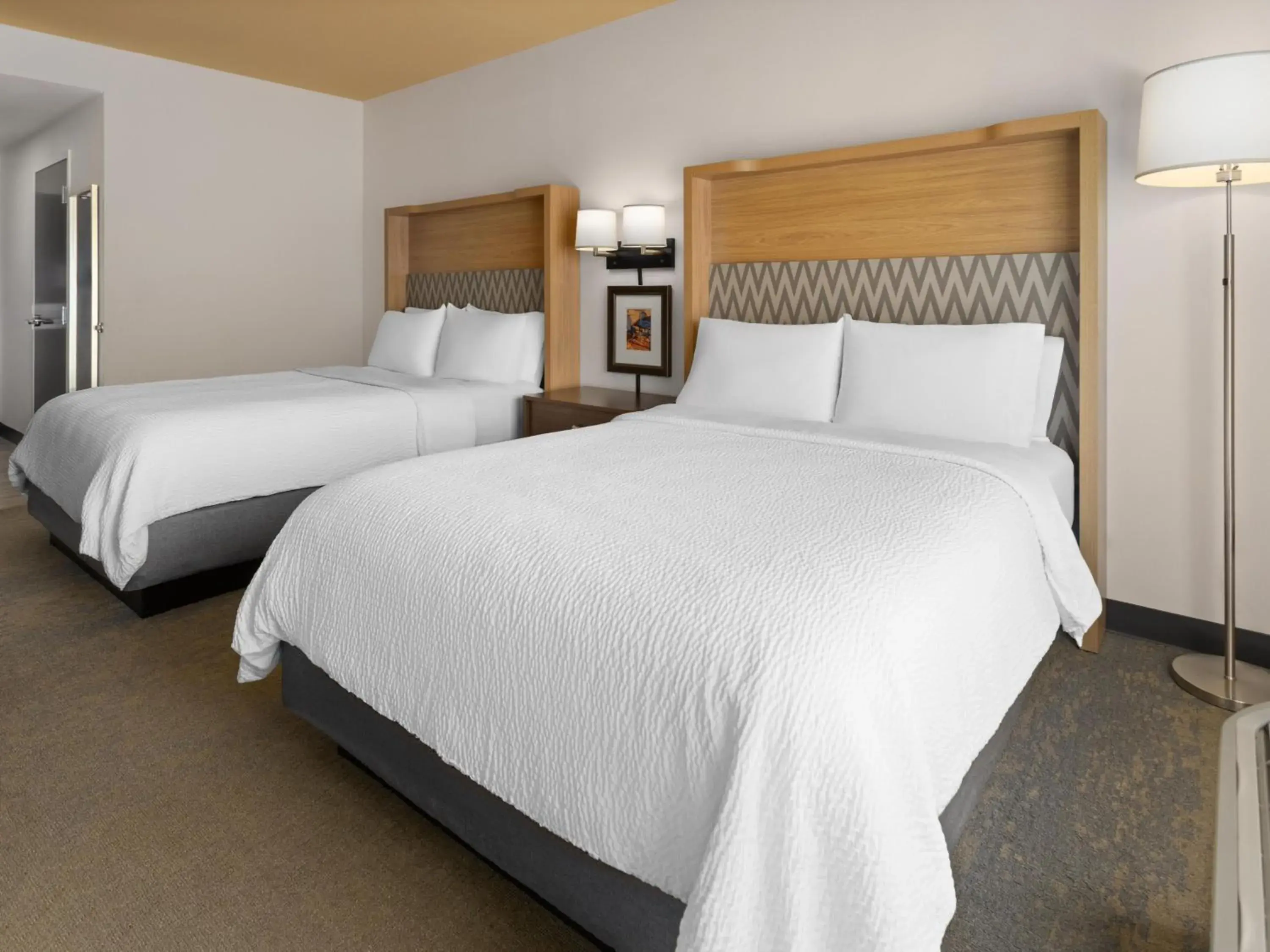 Standard Queen Room with Two Queen Beds in Holiday Inn & Suites - Savannah Airport - Pooler by IHG Standard Queen Room with Two Queen Beds in Holiday Inn & Suites - Savannah Airport - Pooler by IHG