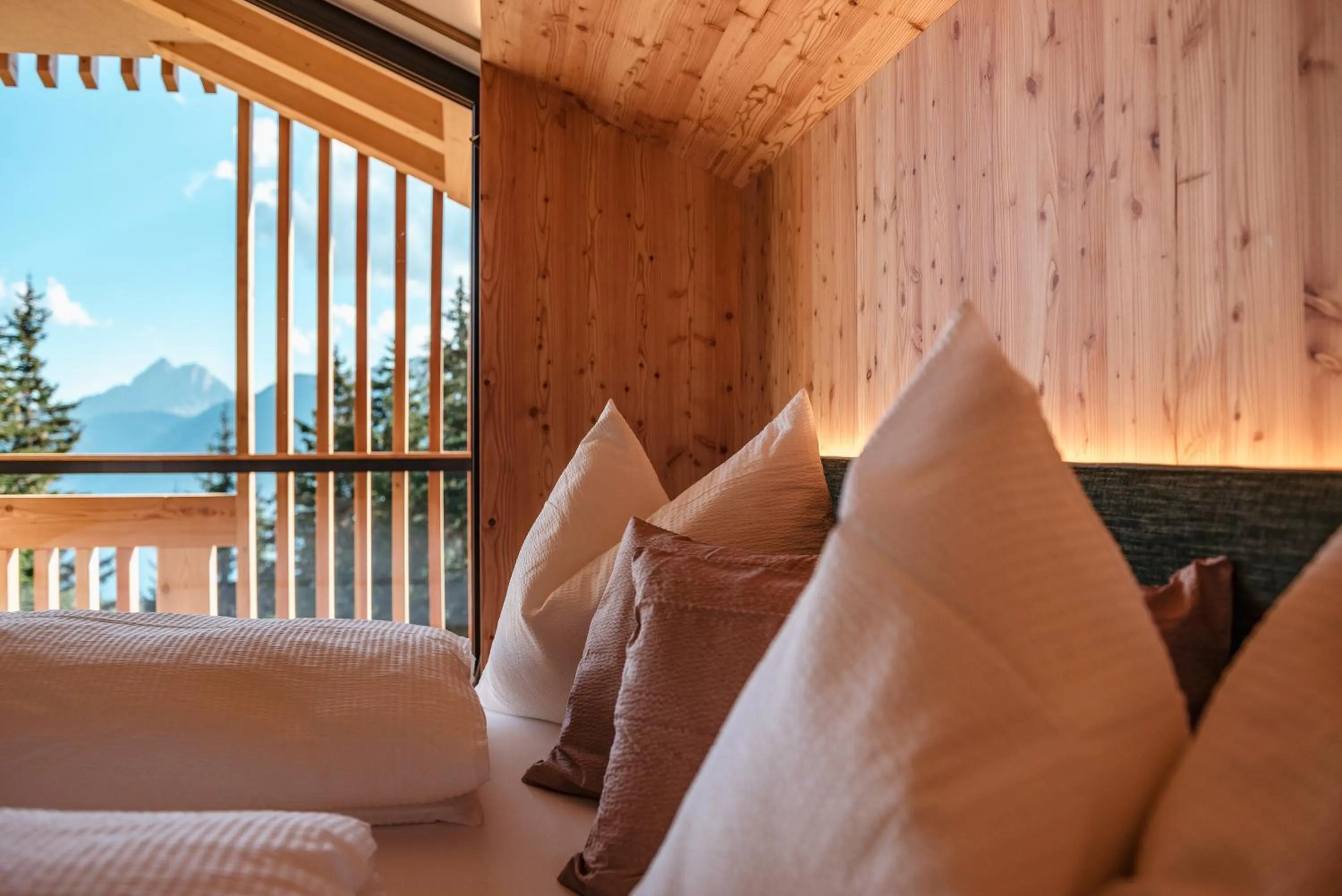 Balcony/Terrace, Bed in Oberhauser Hütte Rodenecker - Lüsner Alm