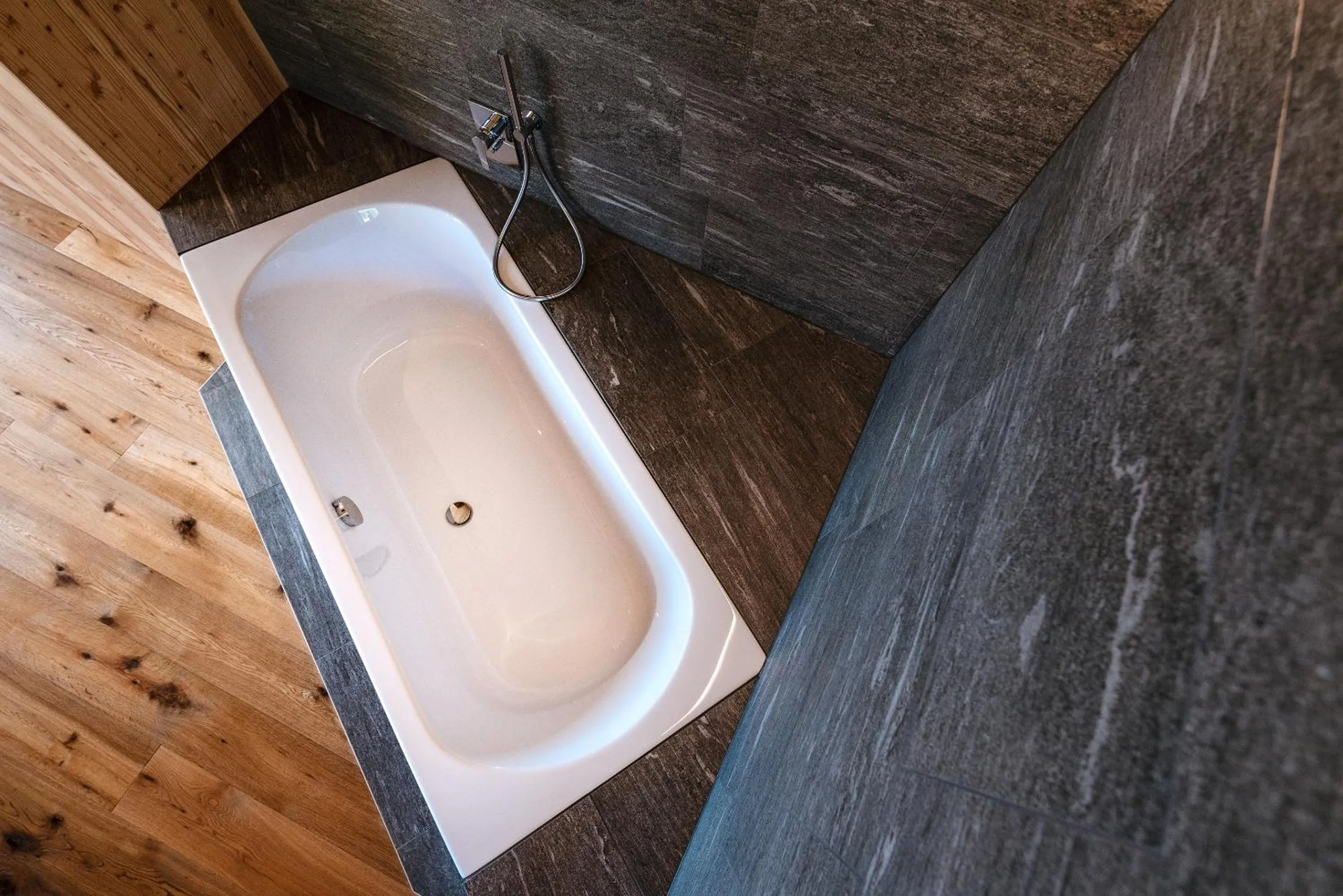 Decorative detail in Oberhauser Hütte Rodenecker - Lüsner Alm