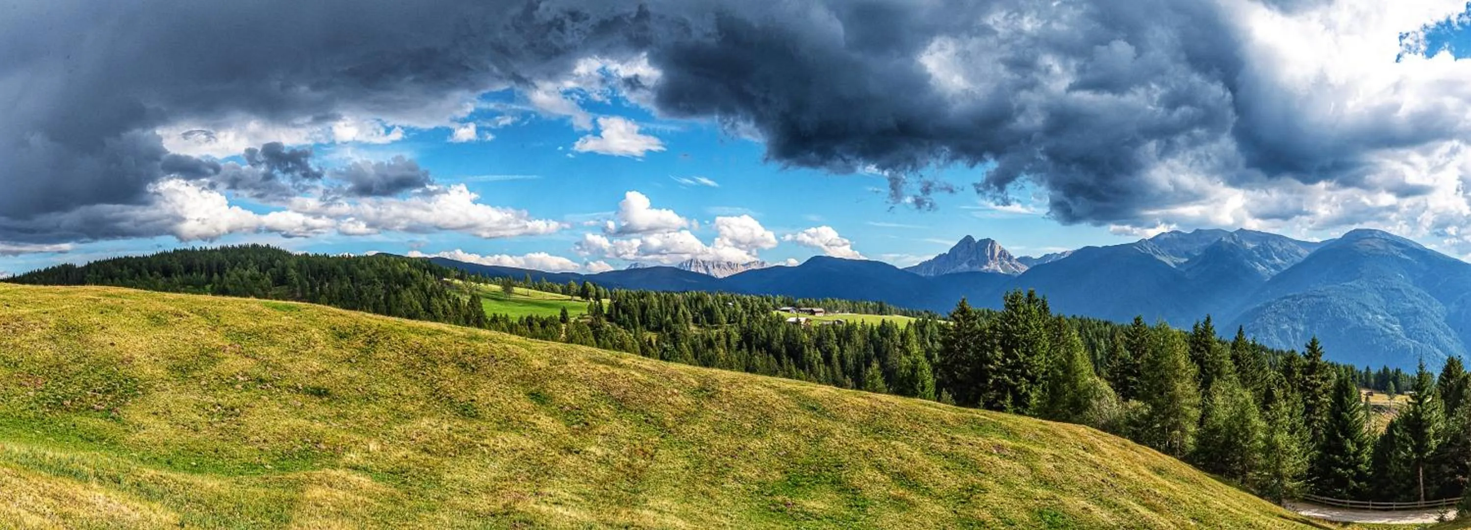 Natural landscape in Oberhauser Hütte Rodenecker - Lüsner Alm