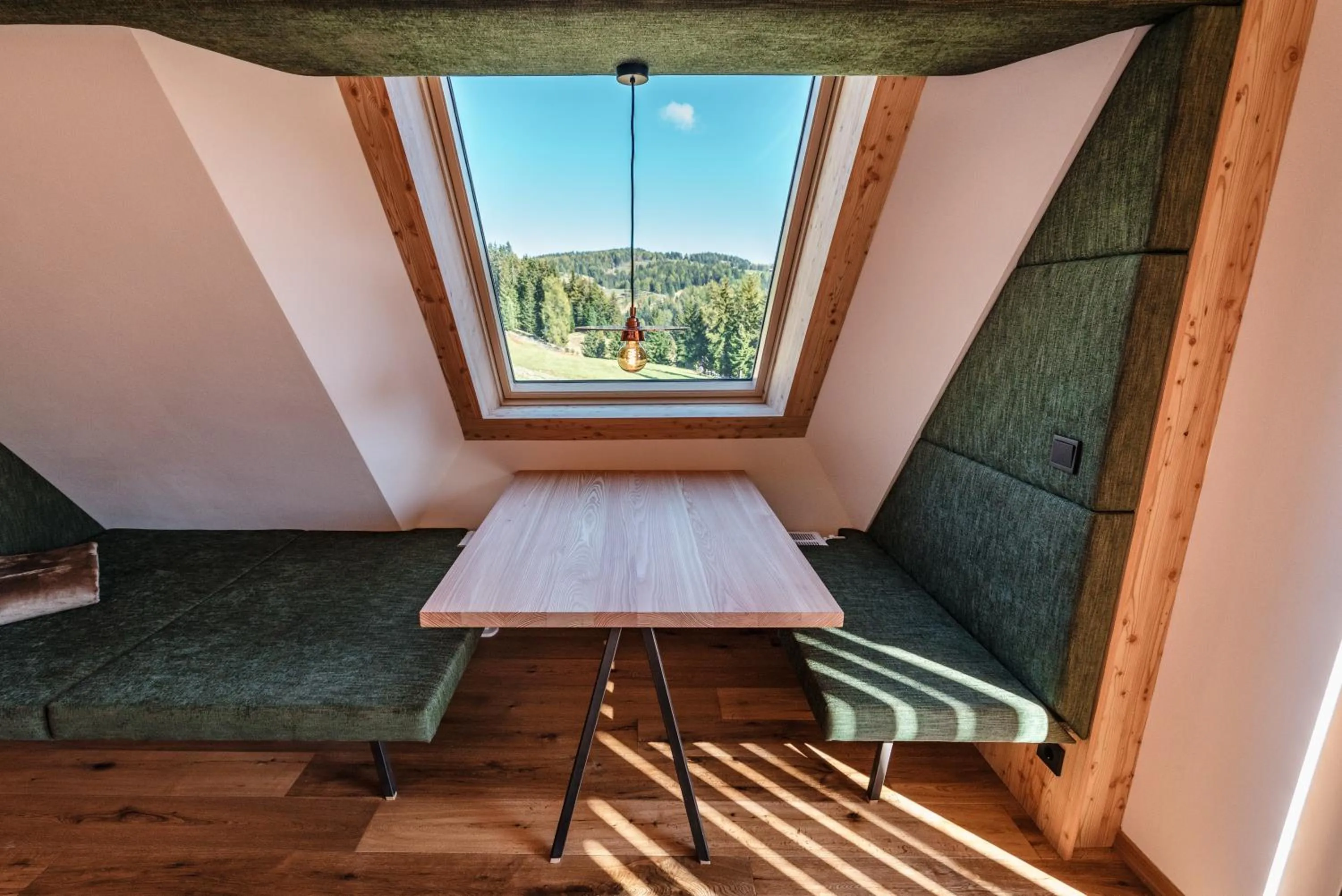 Seating area in Oberhauser Hütte Rodenecker - Lüsner Alm