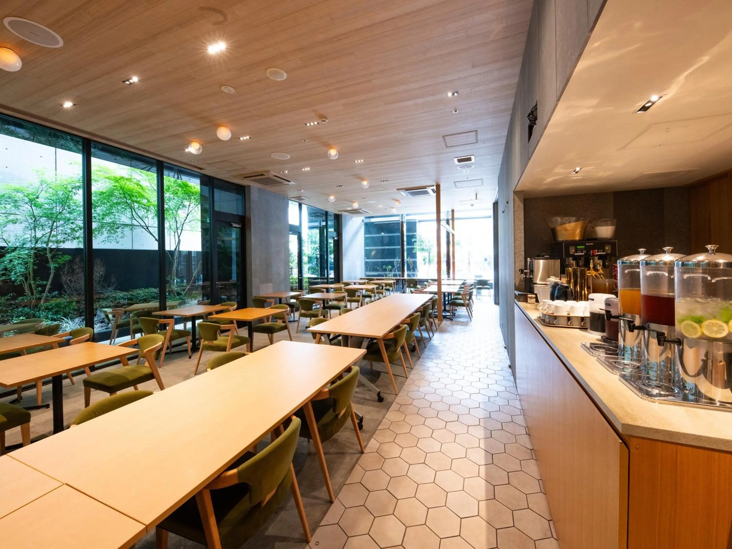 Restaurant/places to eat in APA Hotel PRIDE Akasaka Kokkaigijidomae