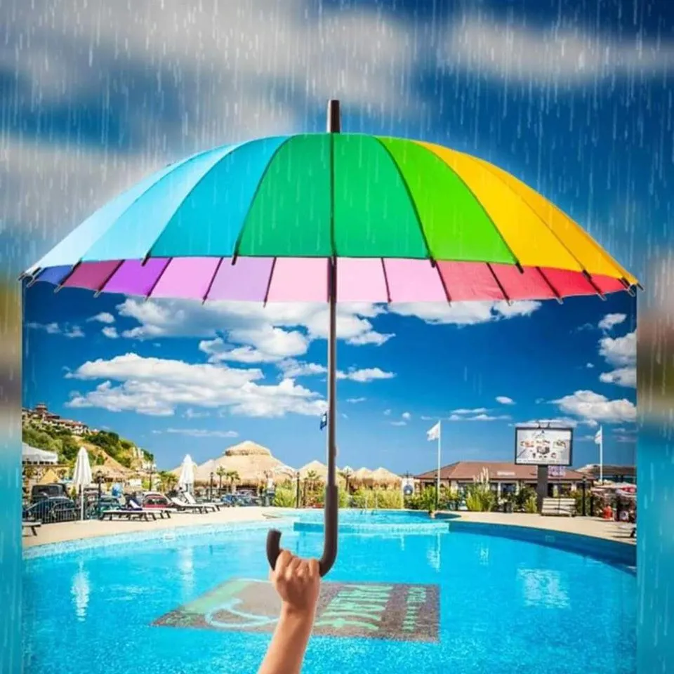 Swimming pool in Hotel Palace Marina Dinevi