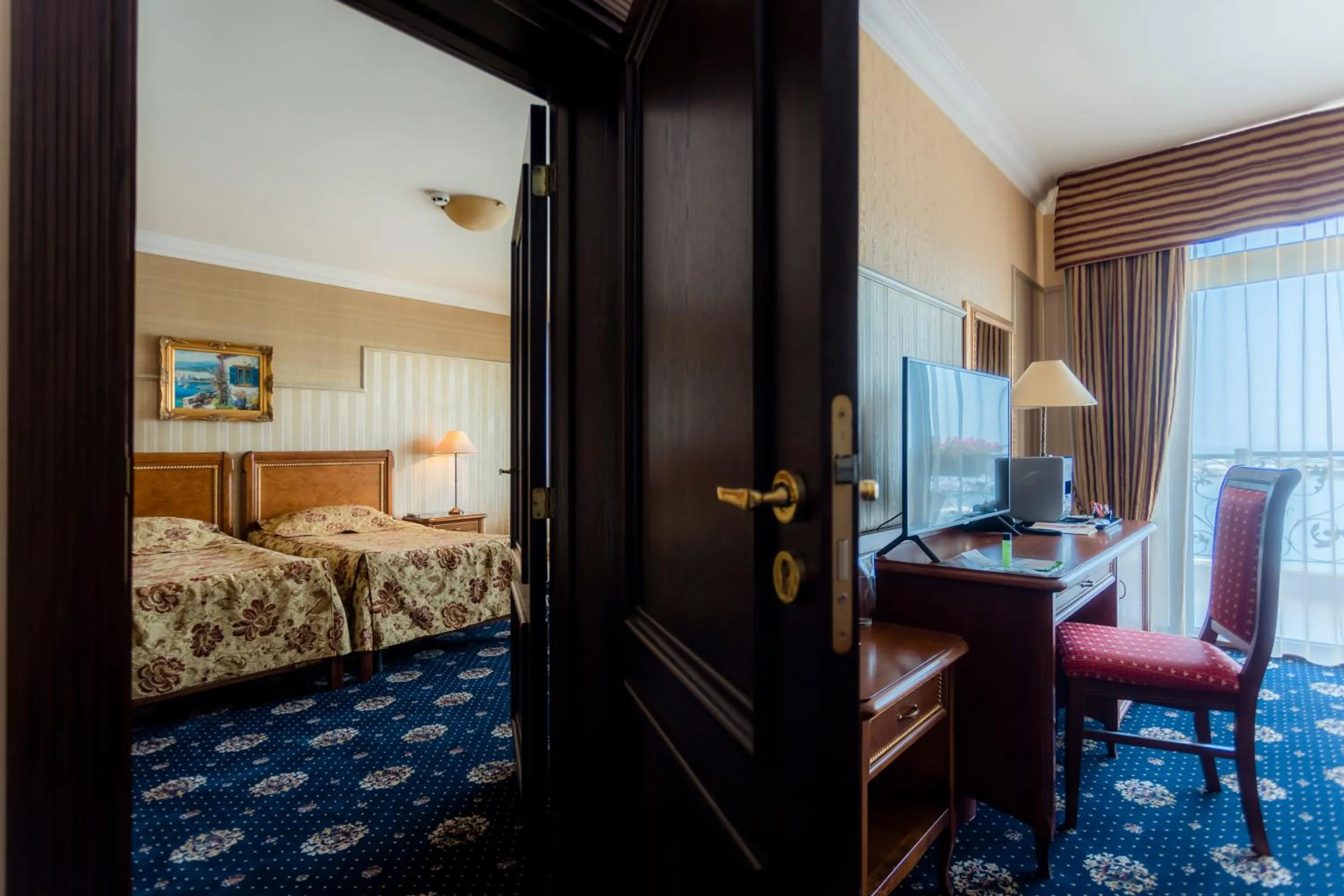 Photo of the whole room, Bed in Hotel Palace Marina Dinevi