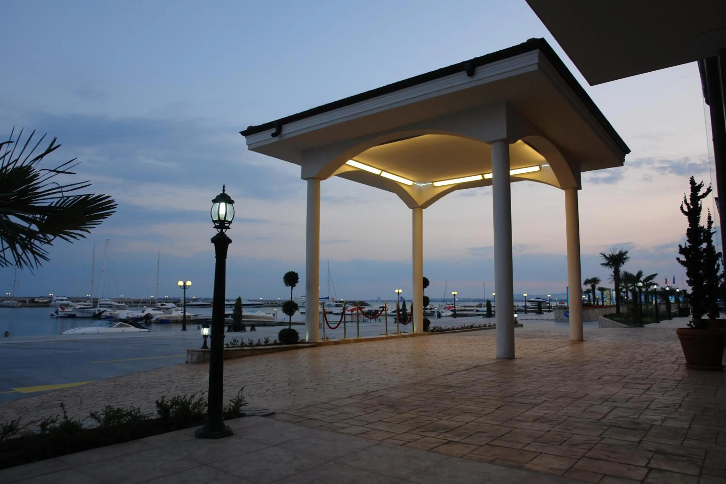 Sunset in Hotel Palace Marina Dinevi