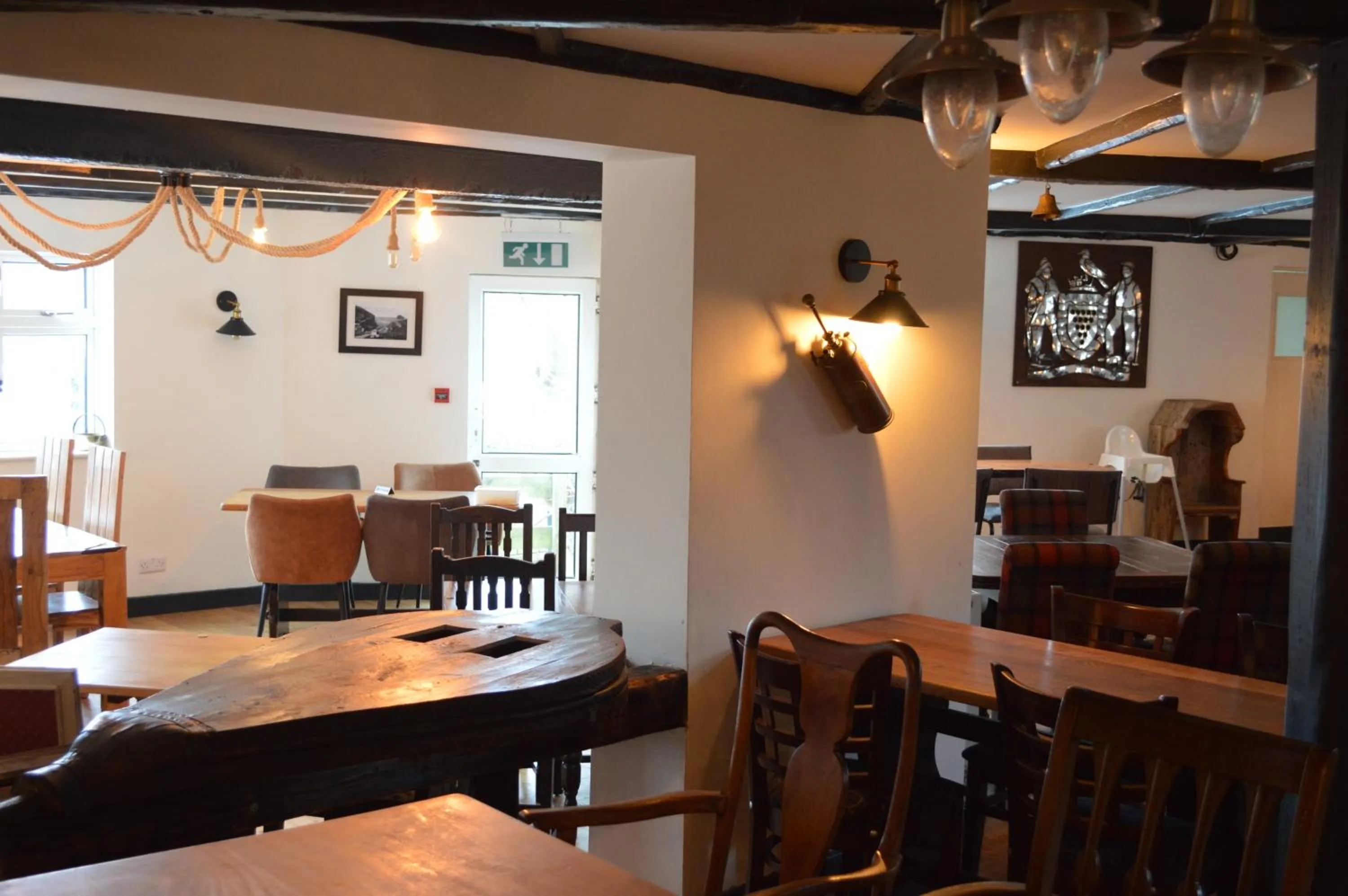 Restaurant/places to eat in The Cornishman Inn