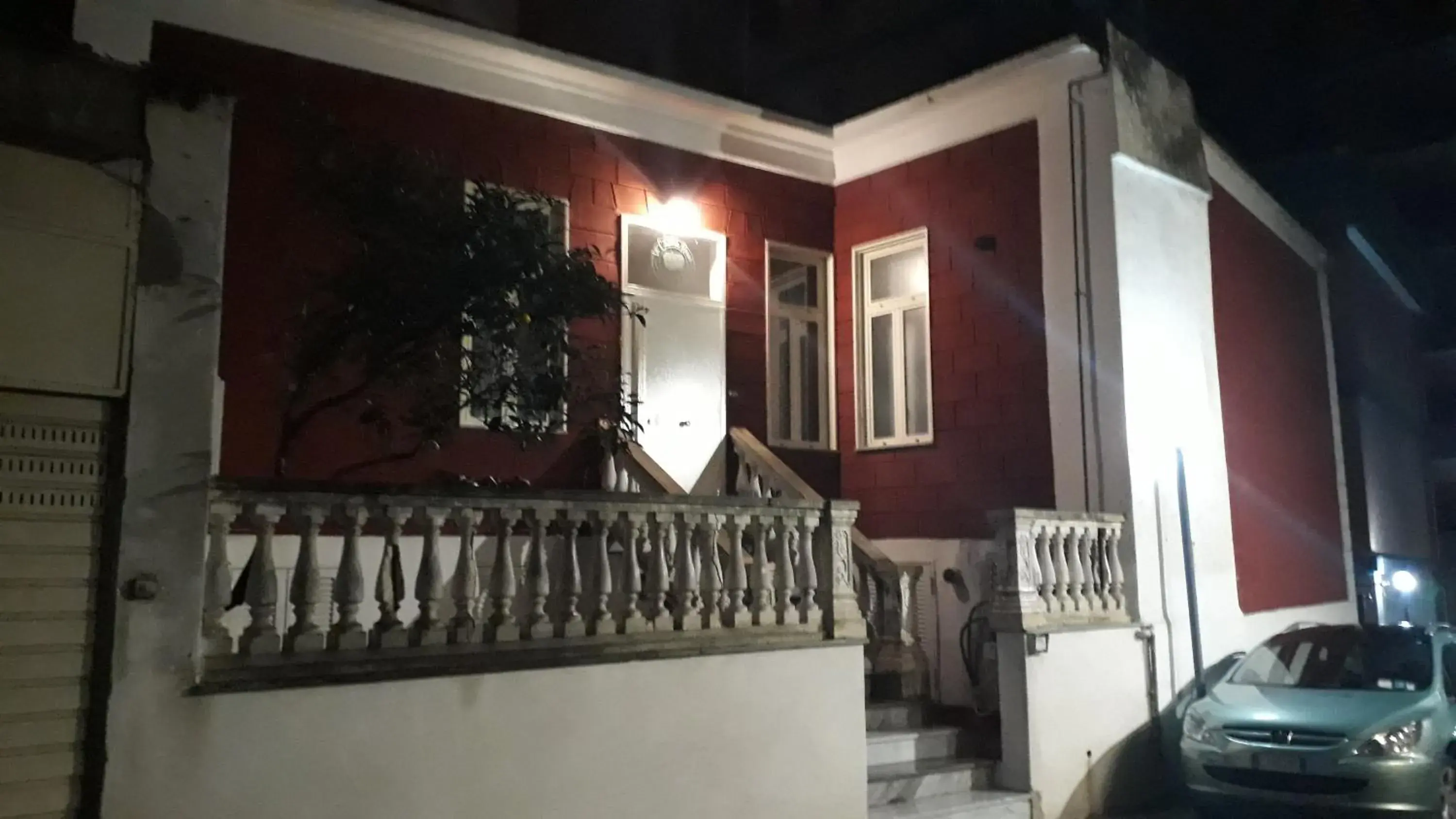 Facade/entrance in La Casina Rossa Facade/entrance in La Casina Rossa