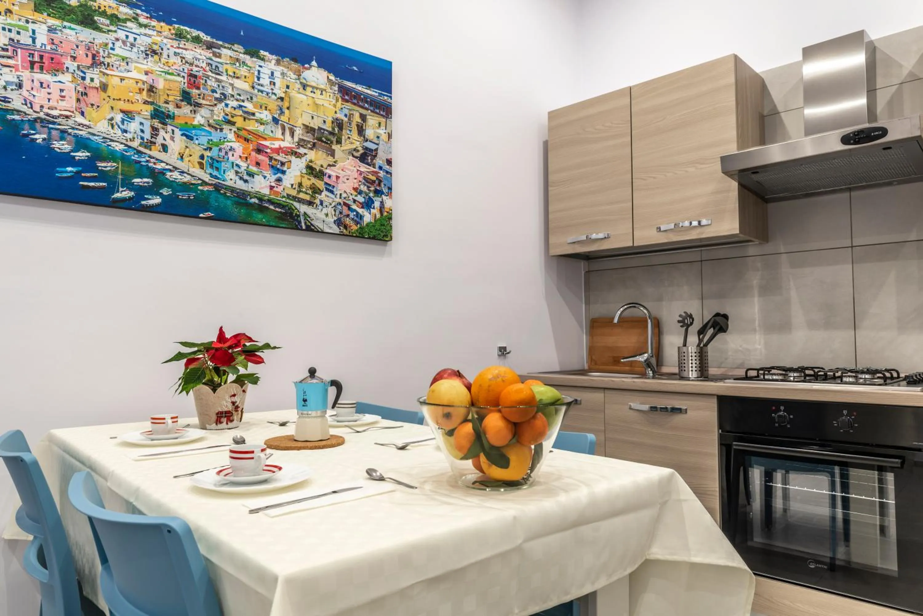Dining area in La Casina Rossa