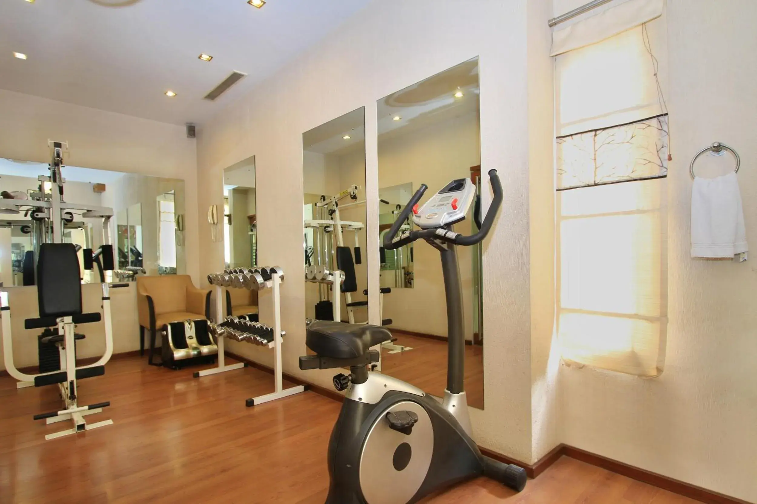 Fitness centre/facilities in La Sara Grand Fitness centre/facilities in La Sara Grand