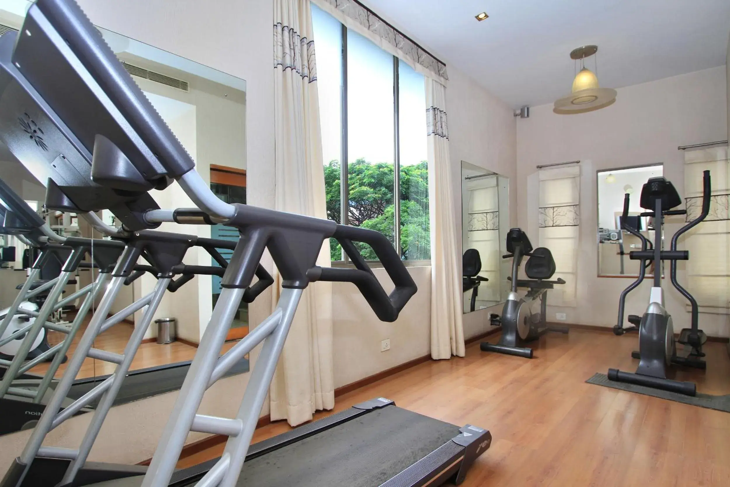 Fitness centre/facilities in La Sara Grand Fitness centre/facilities in La Sara Grand