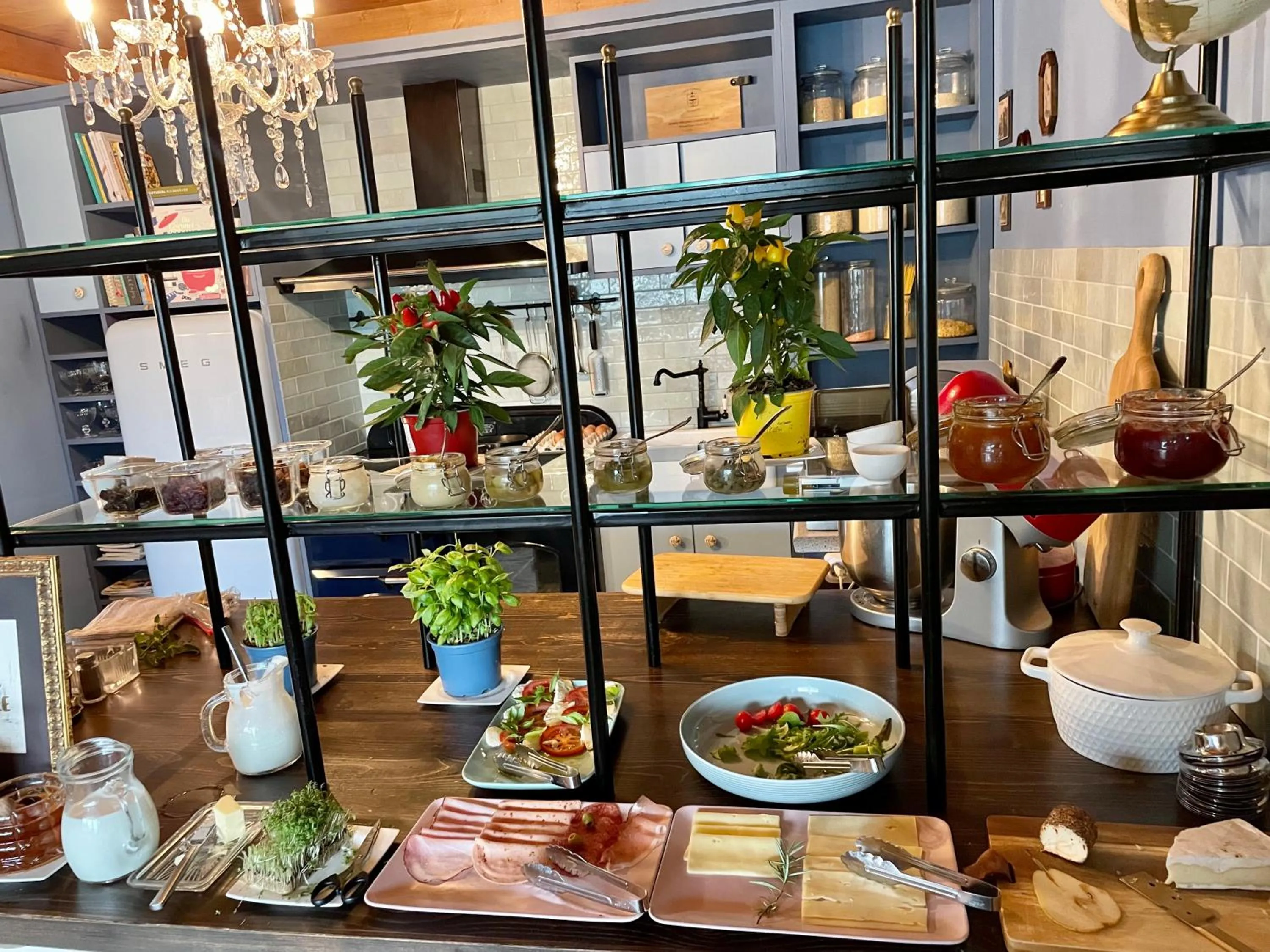 Food in VILLA OXA - Boutique Design Hotel