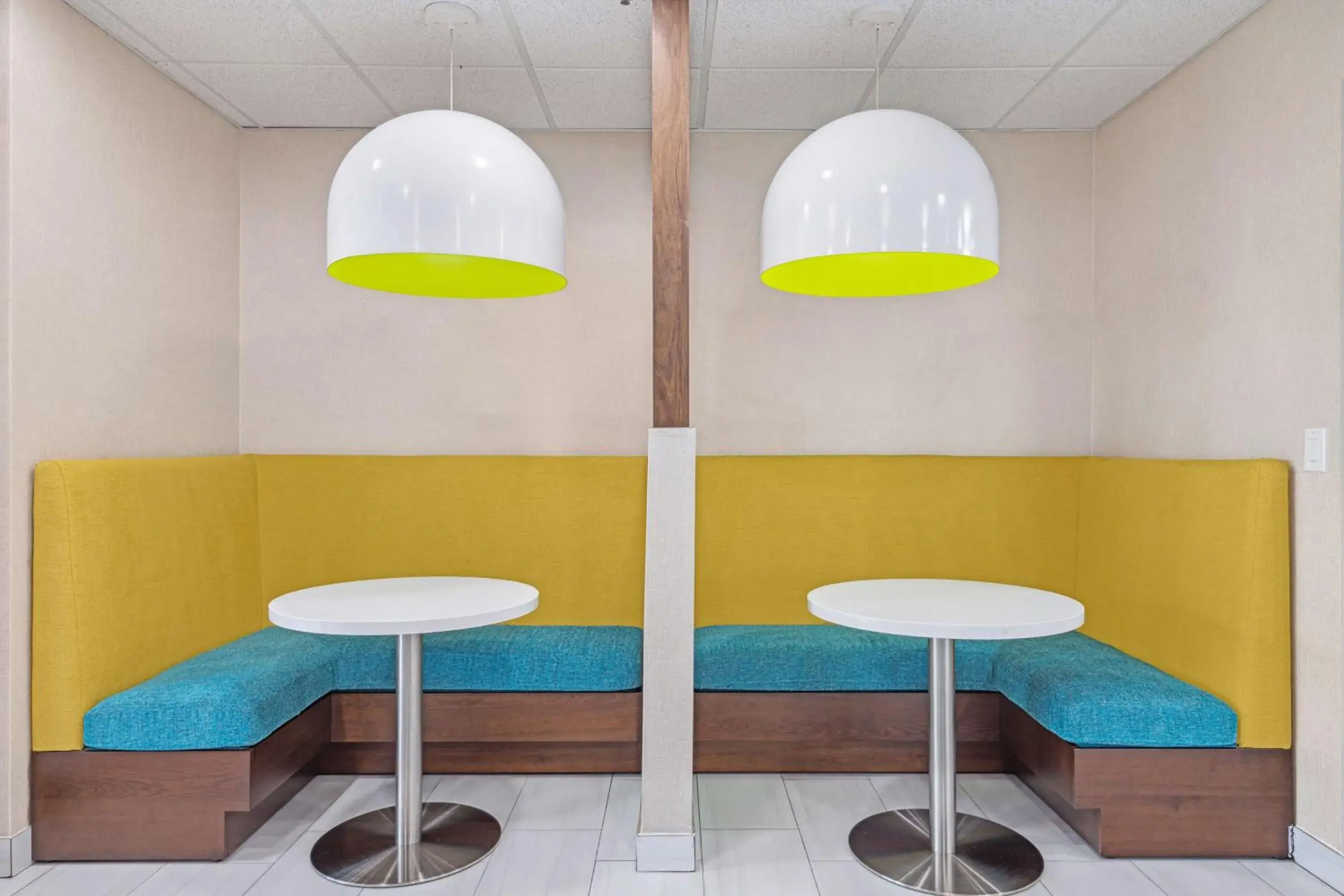 Restaurant/places to eat in Hampton Inn - Houston/Brookhollow Restaurant/places to eat in Hampton Inn - Houston/Brookhollow