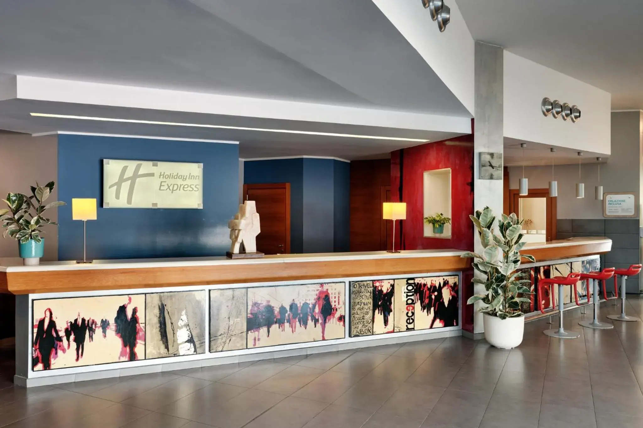 Property building in Holiday Inn Express Milan-Malpensa Airport by IHG Property building in Holiday Inn Express Milan-Malpensa Airport by IHG