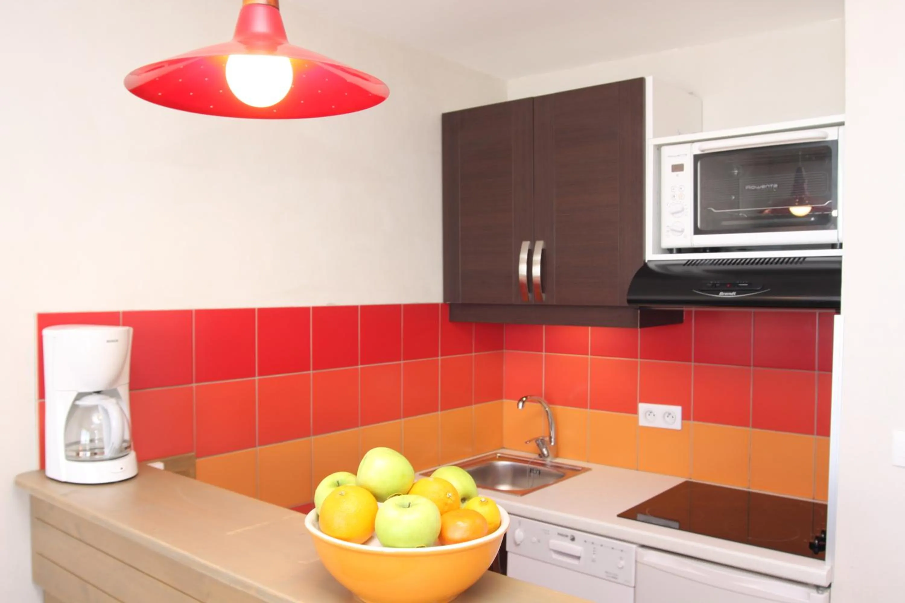 Kitchen or kitchenette in Résidence Le Chamois d'Or