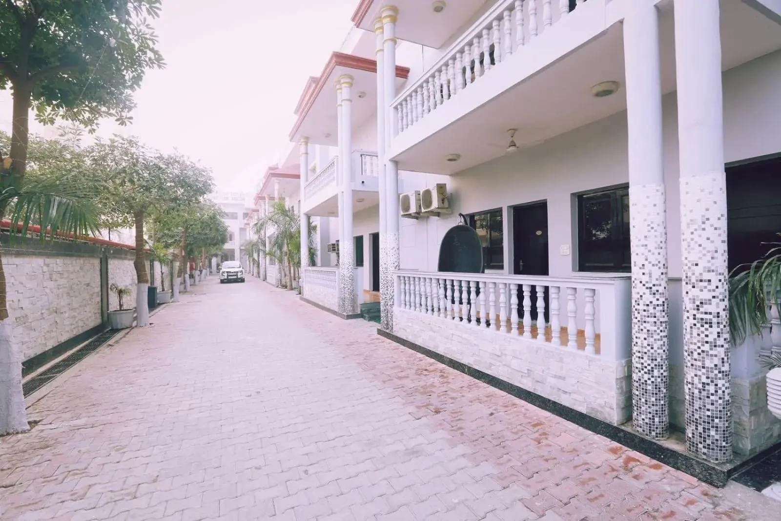Property building in Hotel Kridha Residency - Opposite Prem Mandir Vrindavan Property building in Hotel Kridha Residency - Opposite Prem Mandir Vrindavan