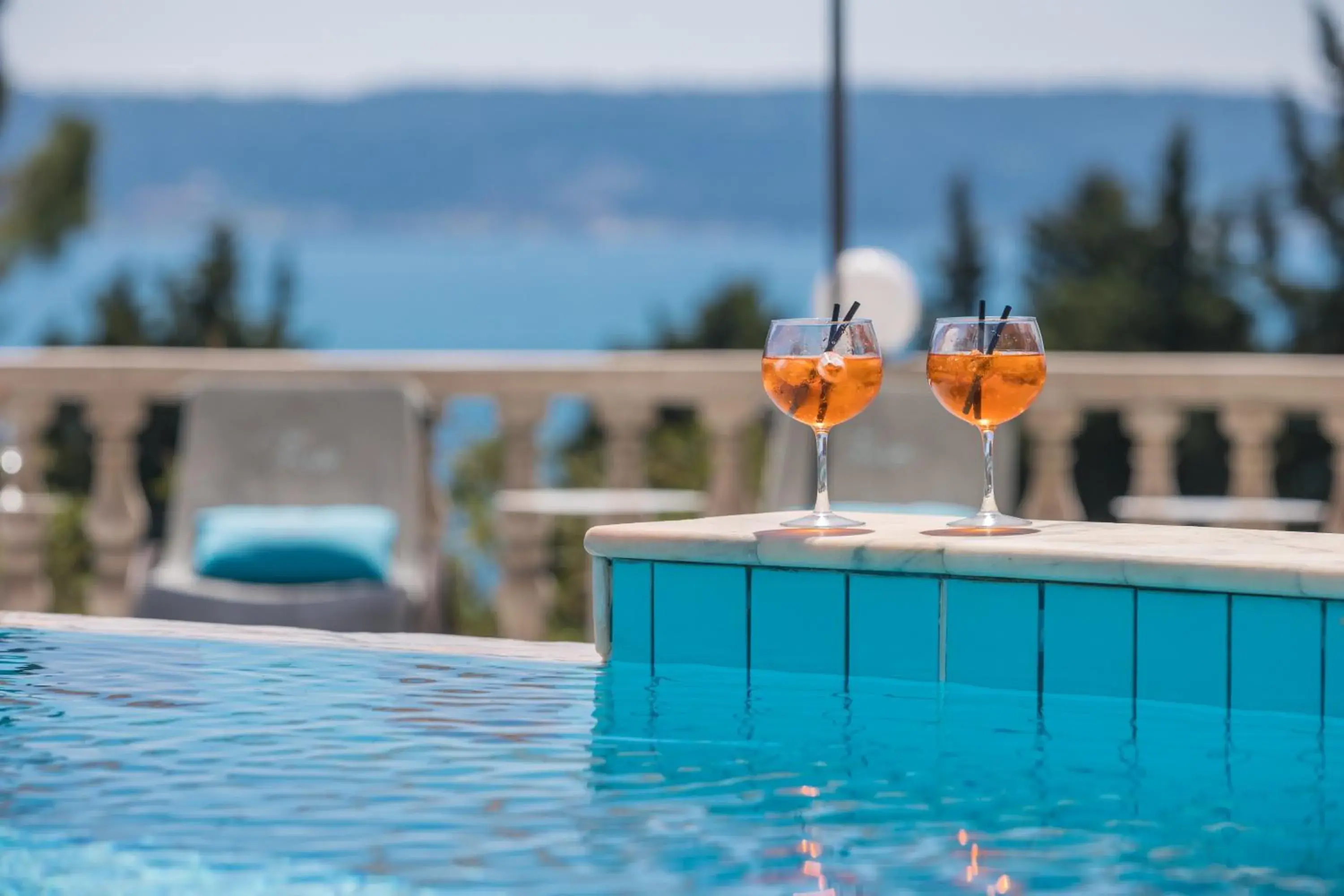 Decorative detail, Swimming Pool in Hotel Tomi