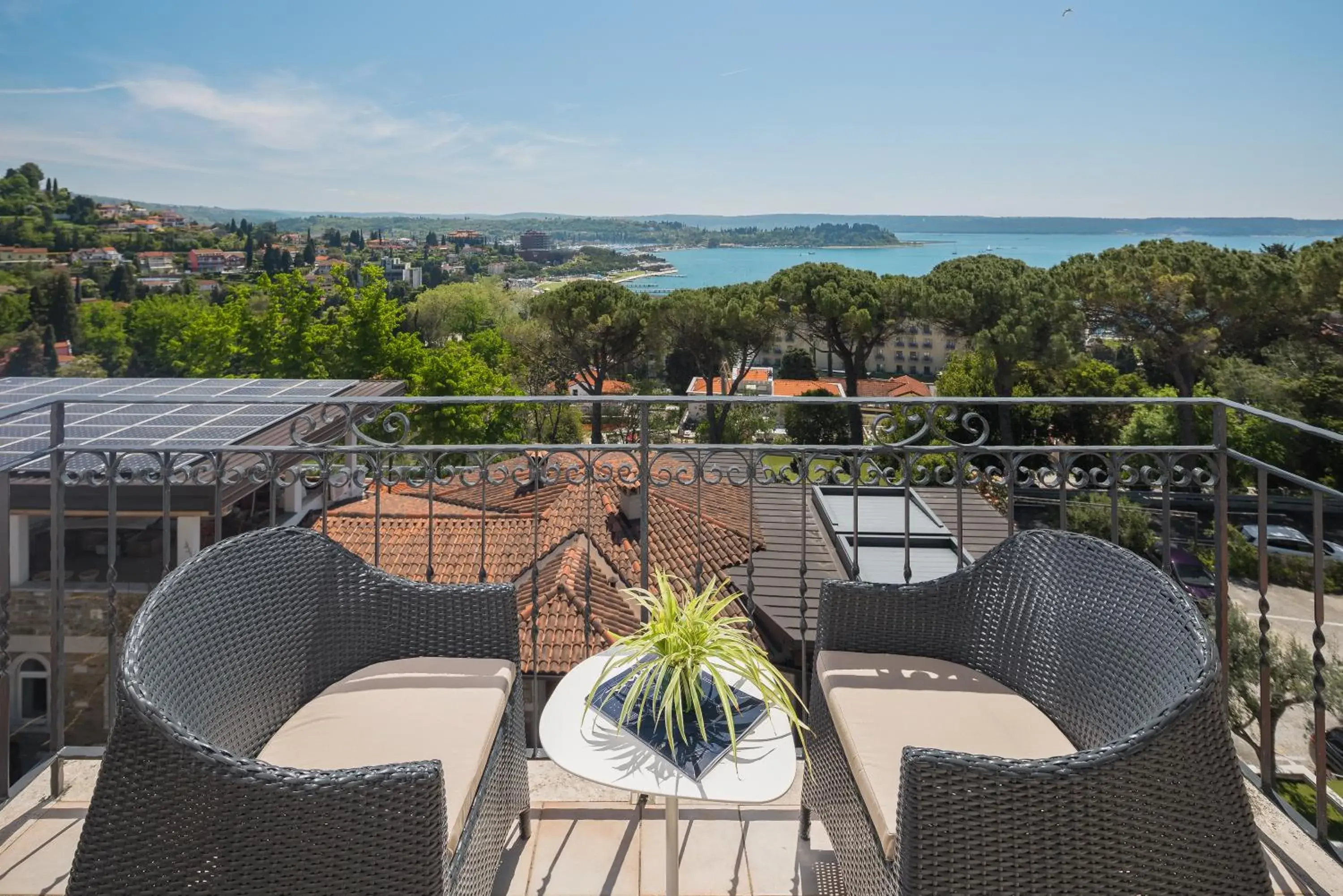 Balcony/Terrace in Hotel Tomi