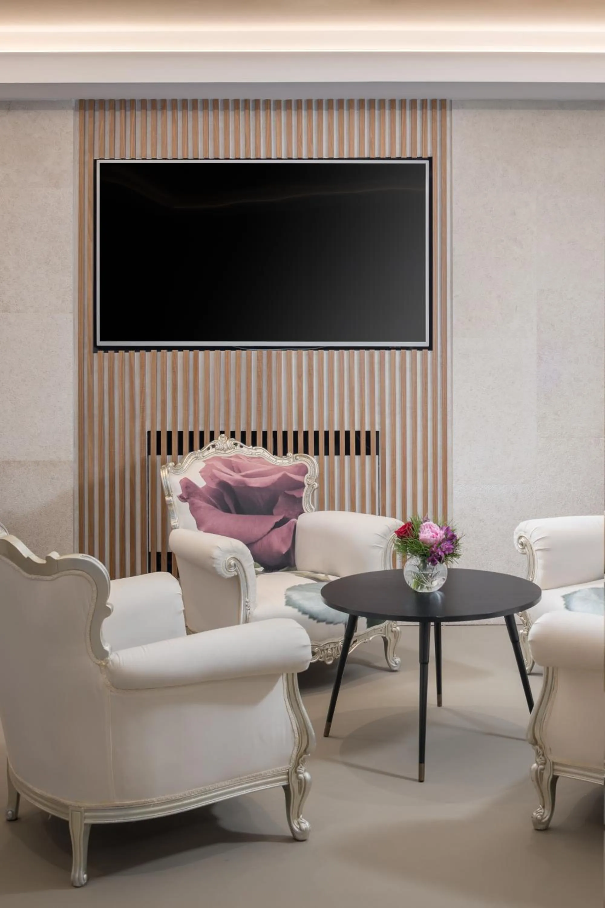 Lobby or reception in Hotel Tomi