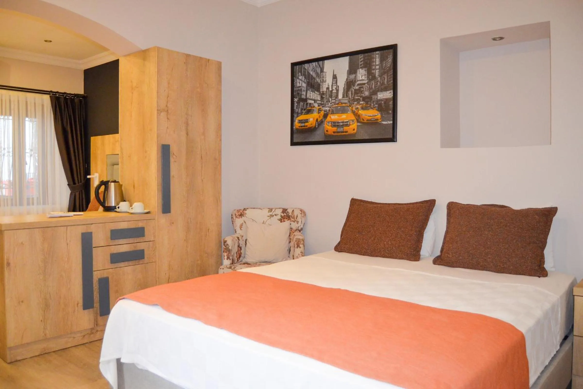 Bedroom, Bed in Akkan Hotel