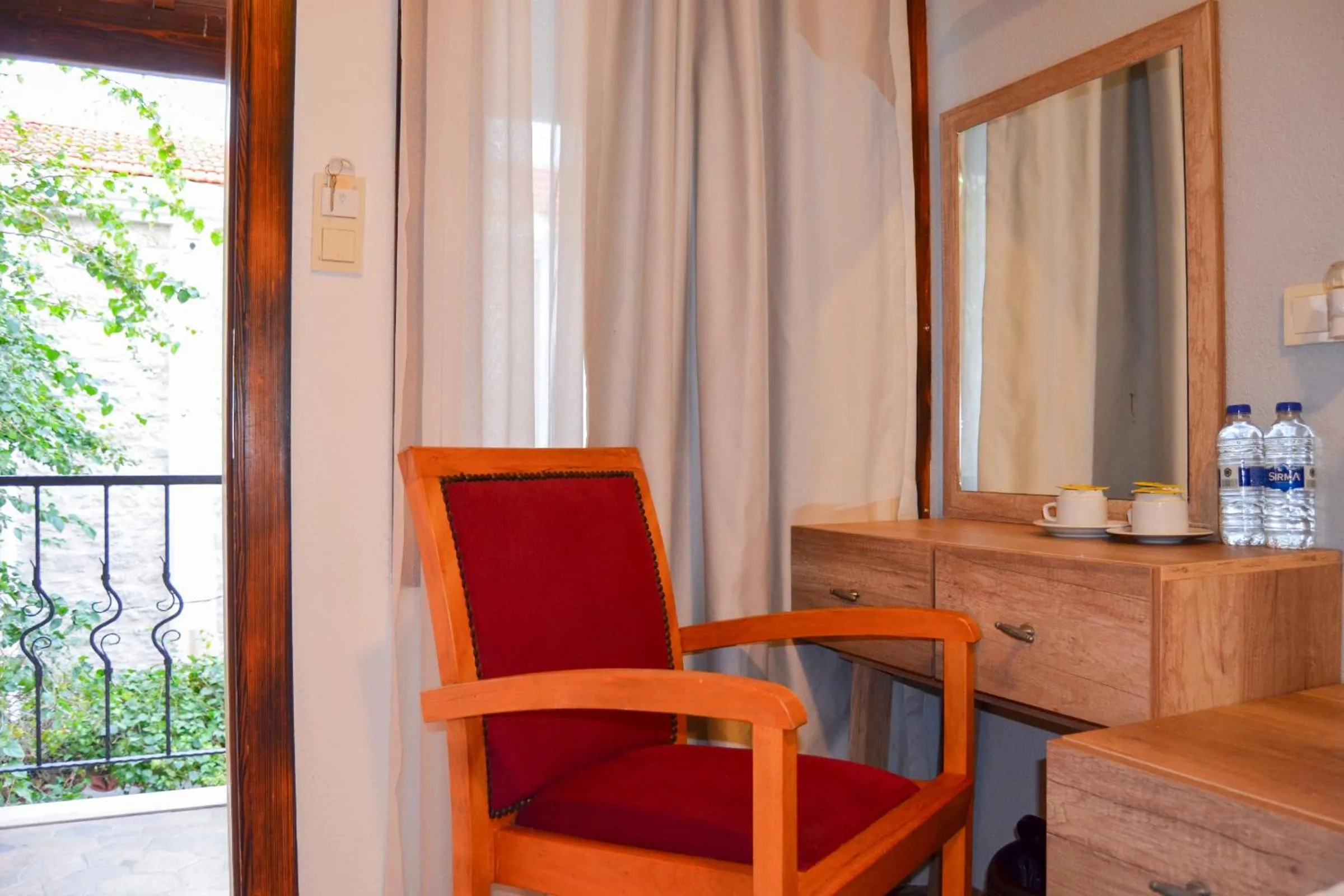 Facade/entrance in Akkan Hotel