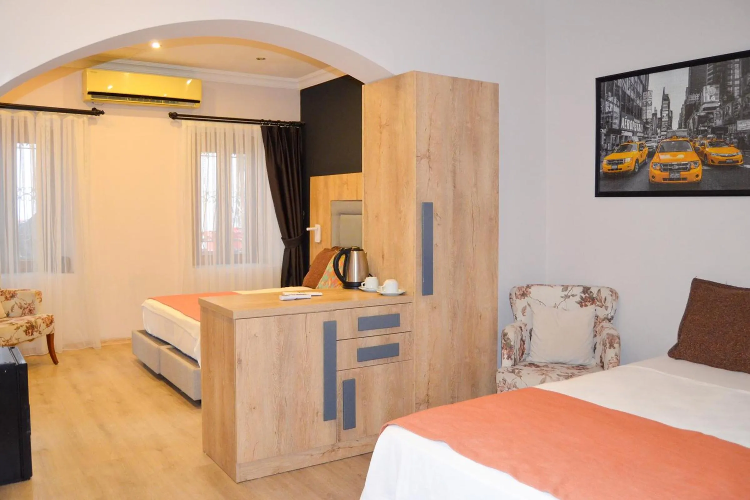 Bedroom, Bed in Akkan Hotel