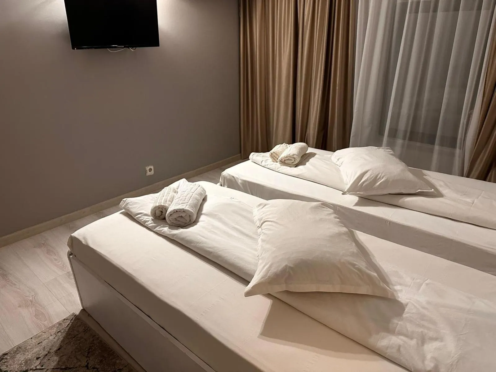 Twin Room in Hotel Green House