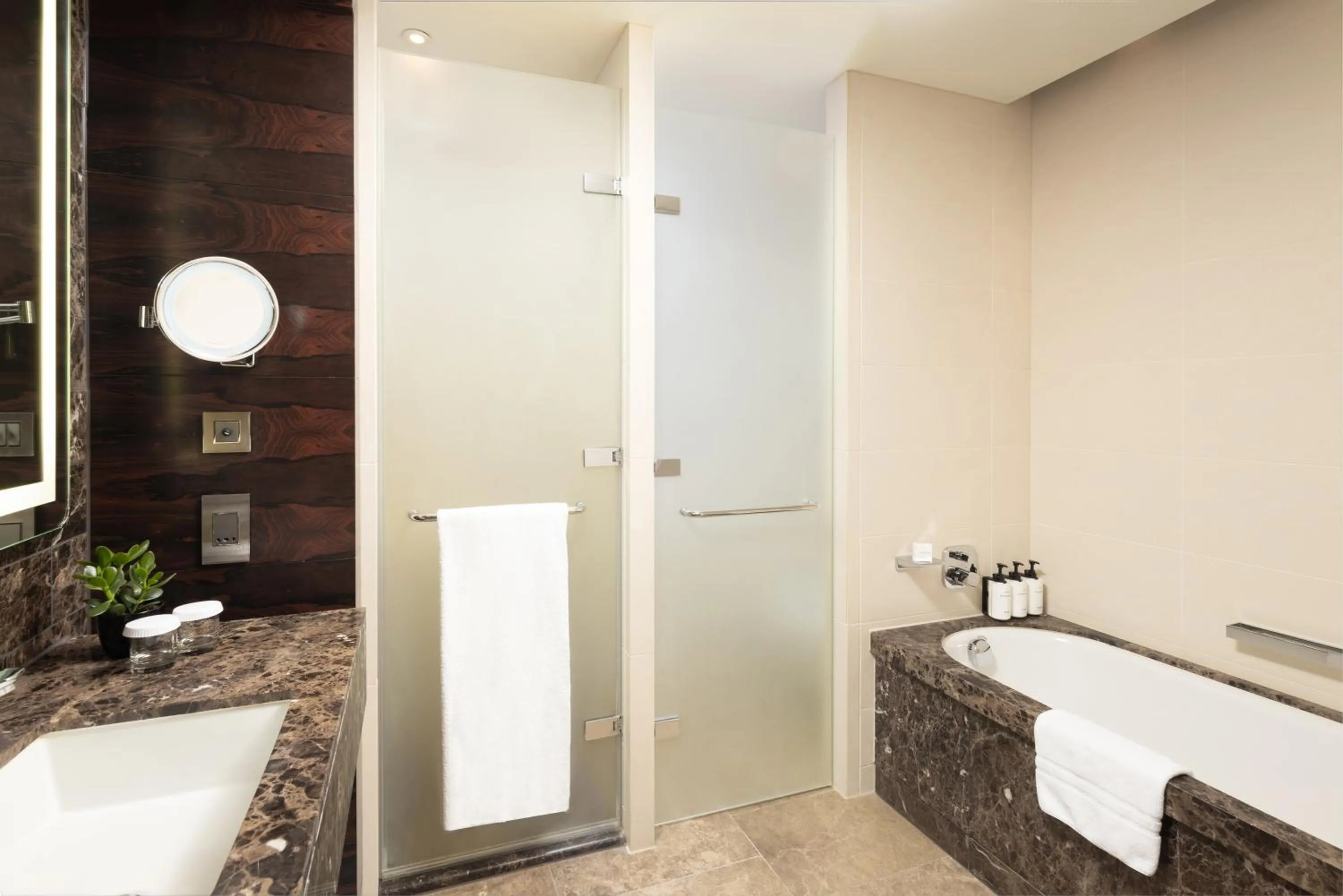 Shower in Conrad London St James